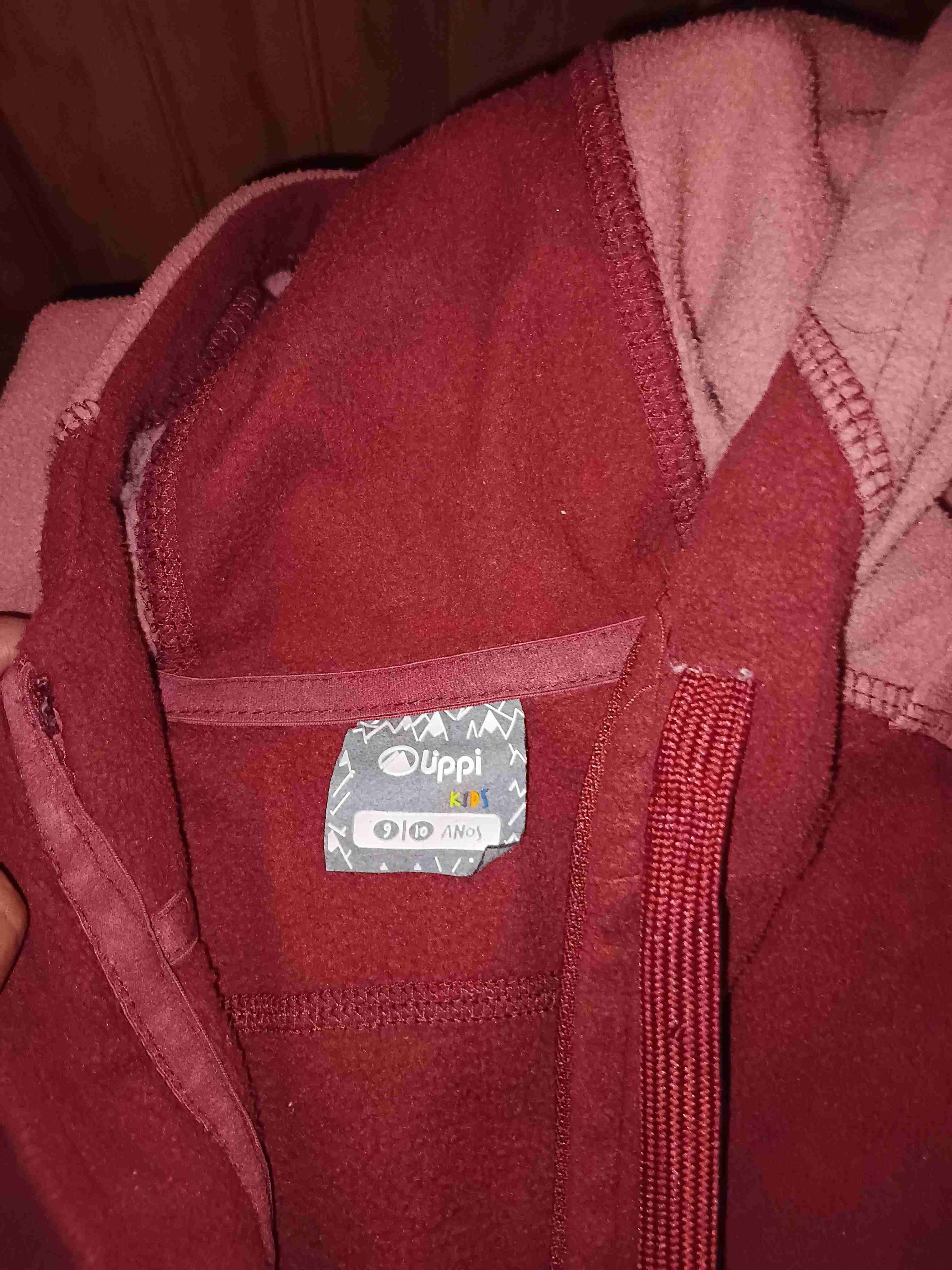 Polerón rojo con capucha Marca Lippi, talla 9 a 10 - 2