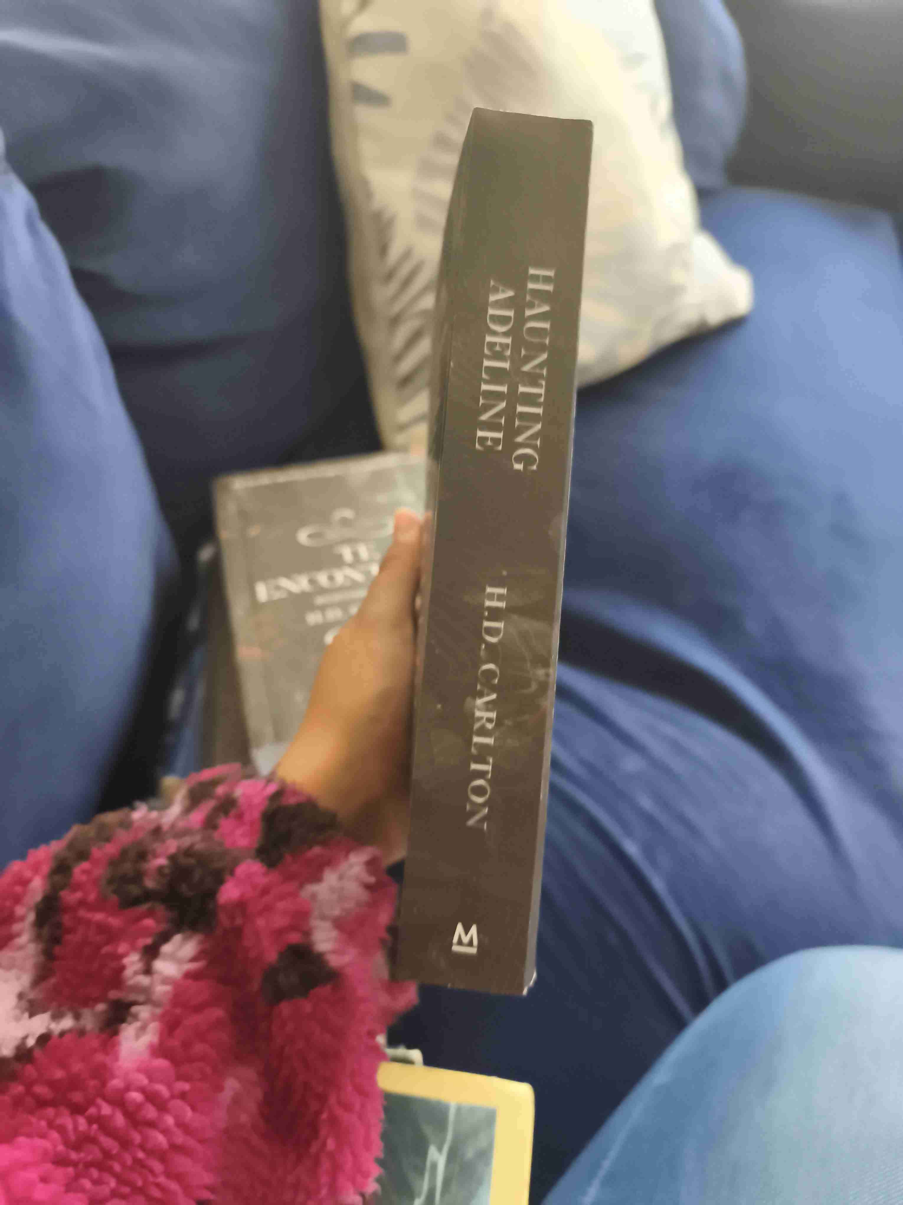 Libro 'Haunting Adeline' de H.D. Carlton - miniatura 2