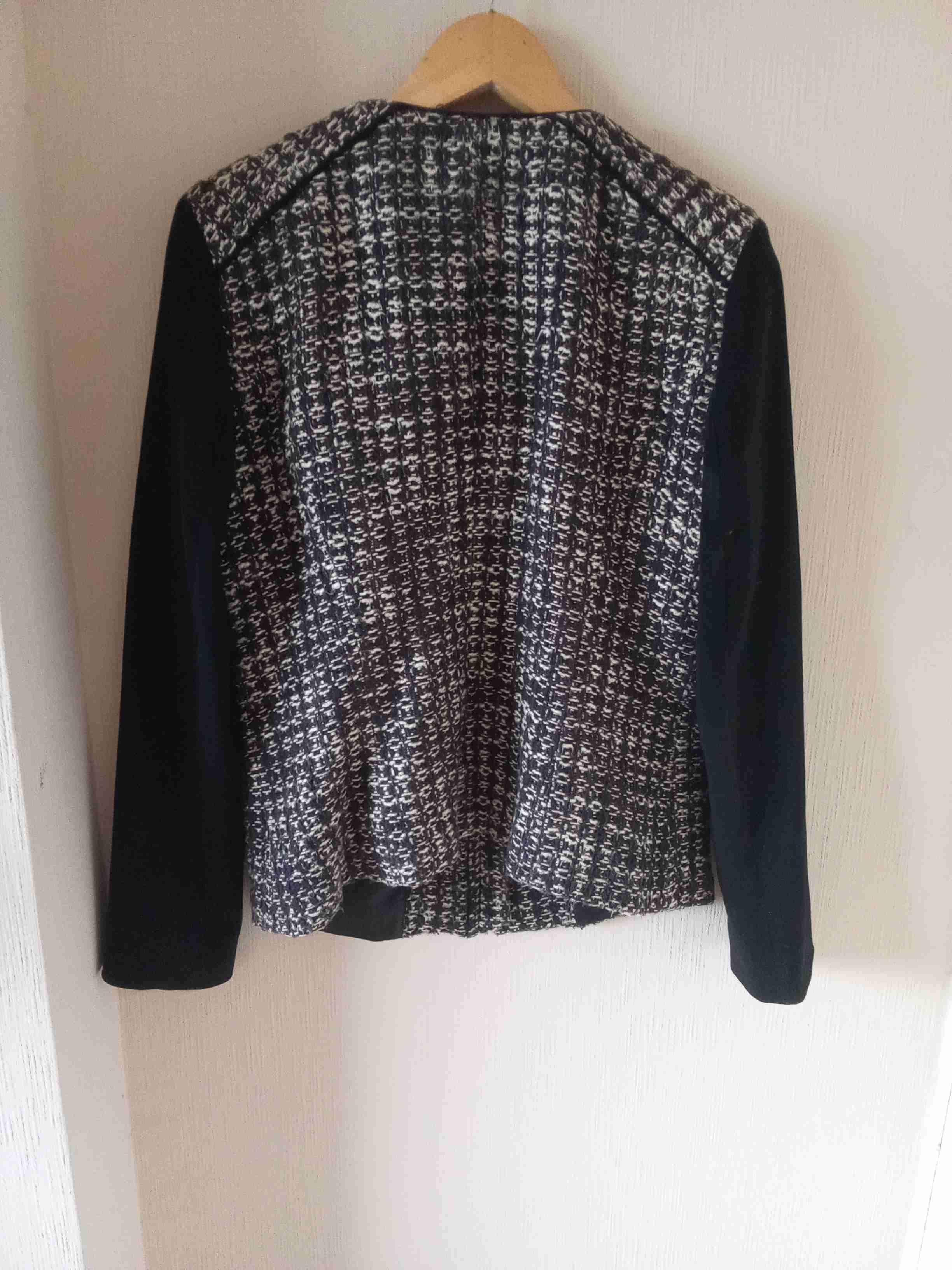 Chaqueta de lana - miniatura 3