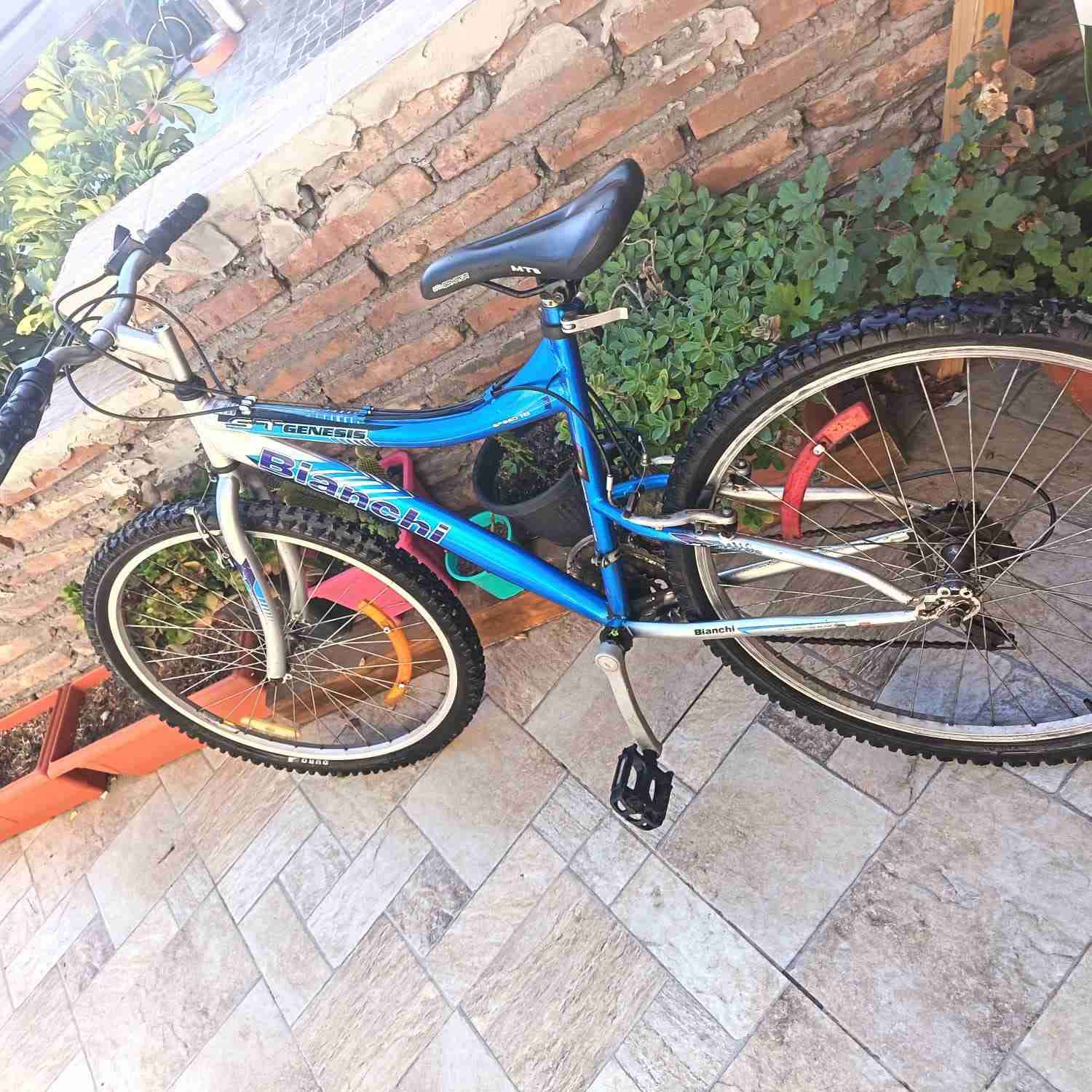 Bicicleta Bianchi montaña azul - miniatura 1