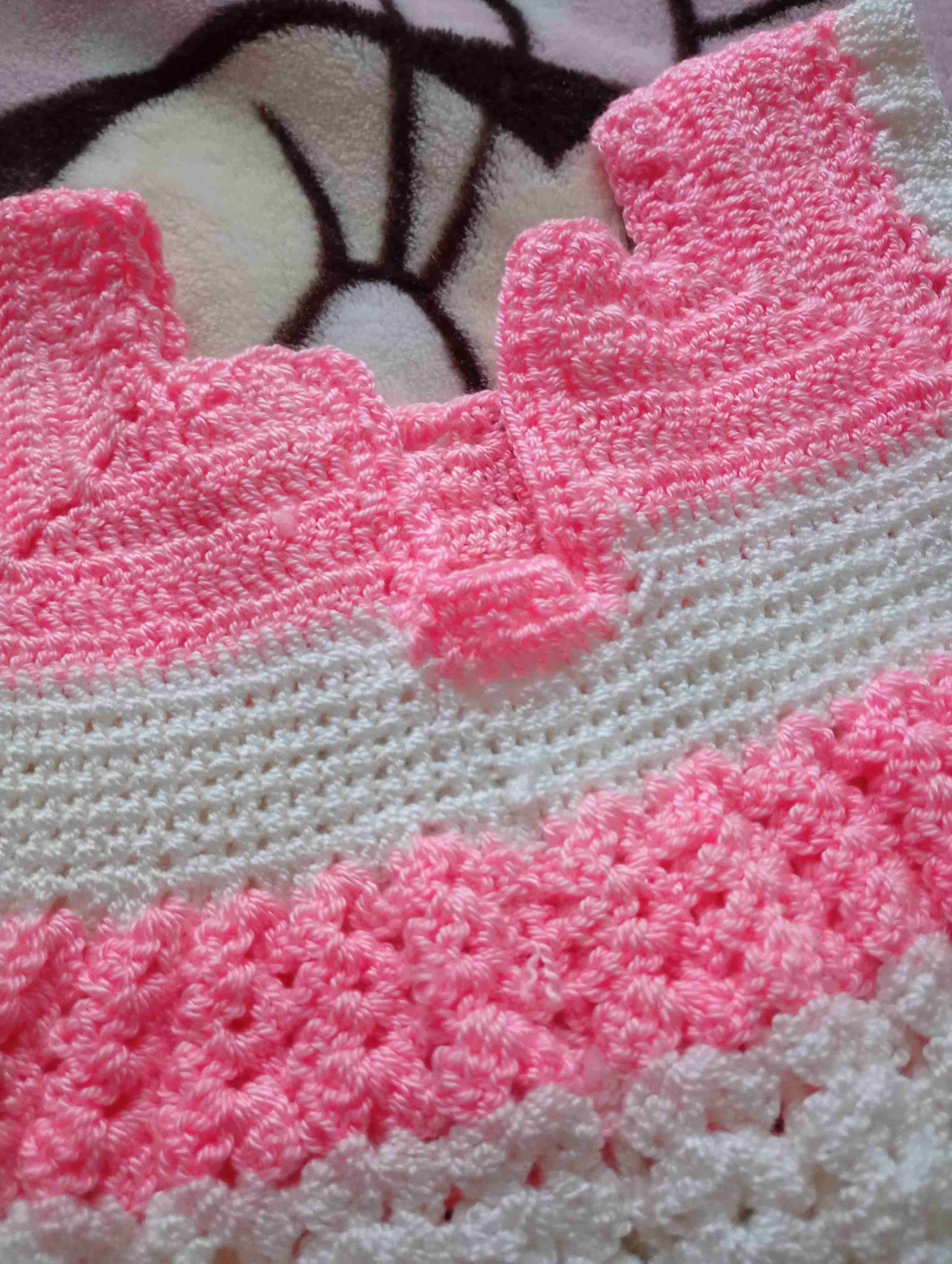 Vestido tejido a crochet rosado - 3