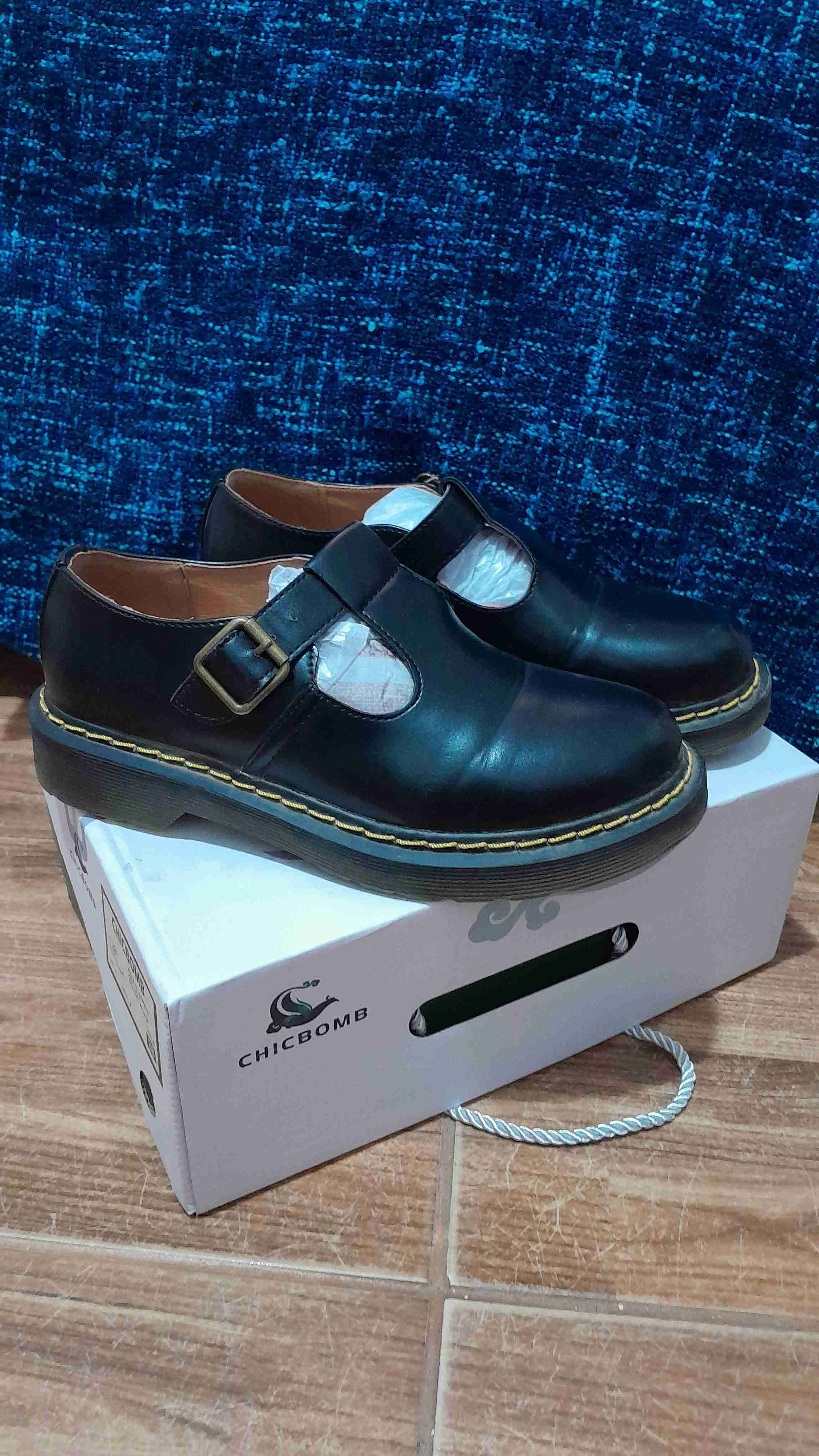 Zapatos negros de mujer - miniatura 1