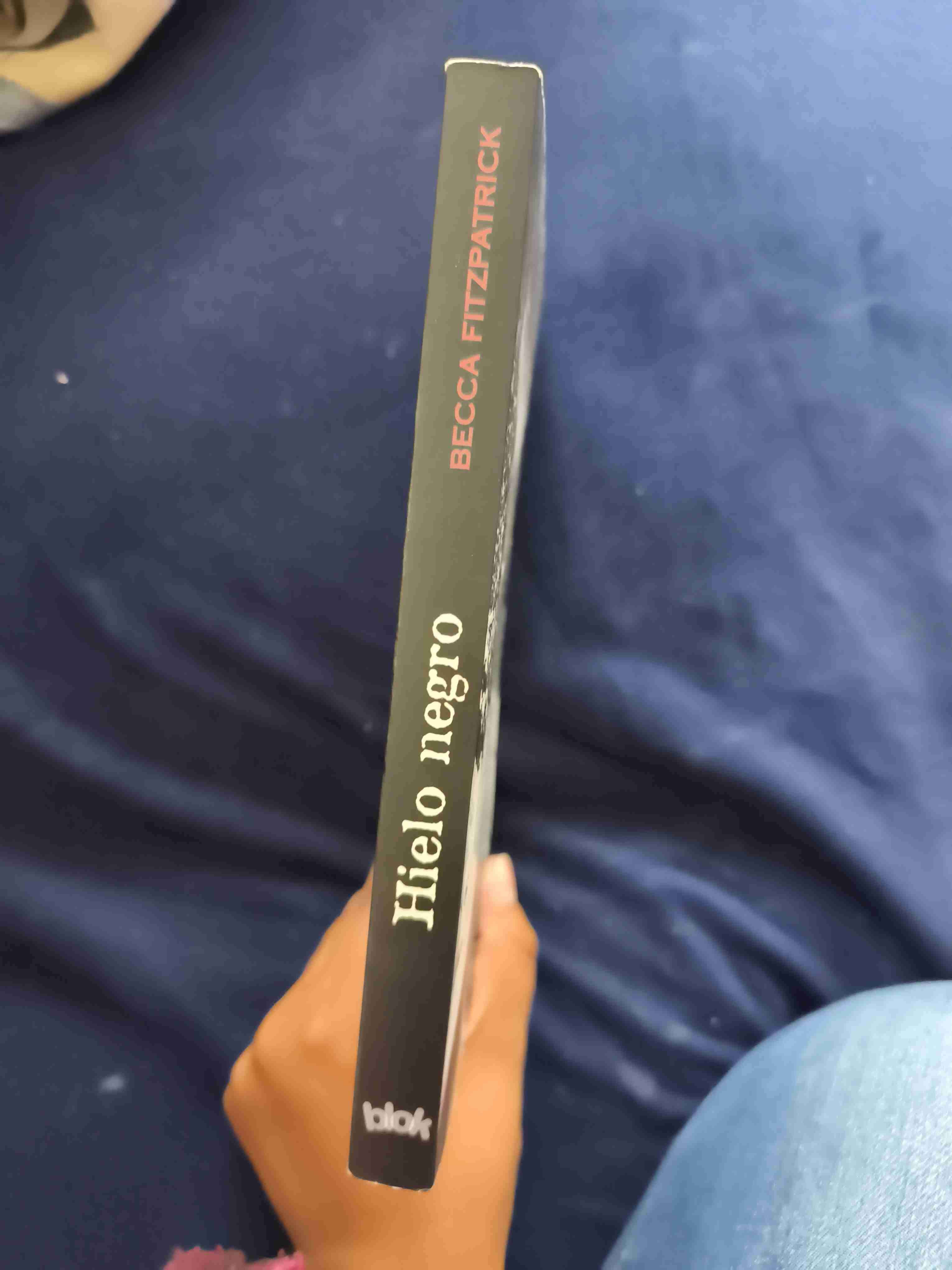 Libro Hielo Negro de Becca Fitzpatrick - miniatura 2