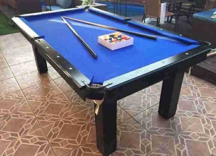 Mesa de pool con palos y bolas 220x125 - miniatura 2