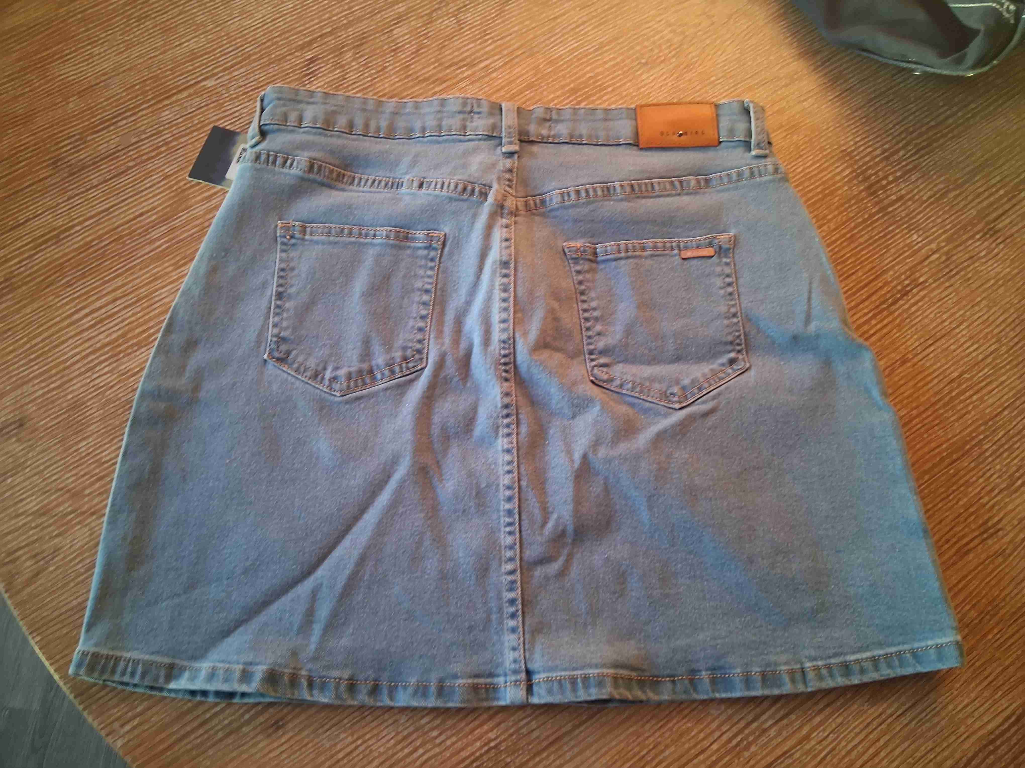 Falda de mezclilla con puntos plateados - 1