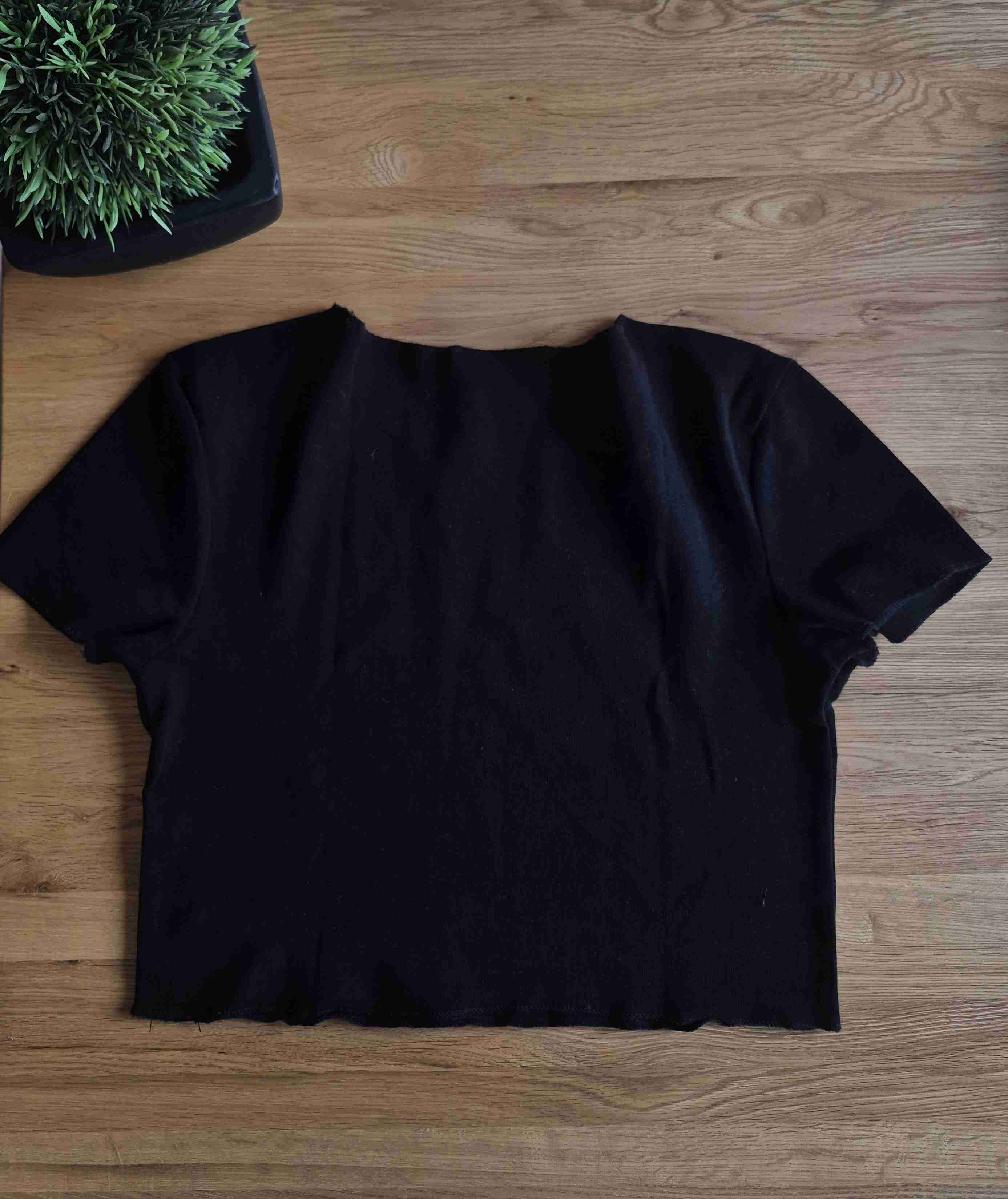 Polera negra básica - 2