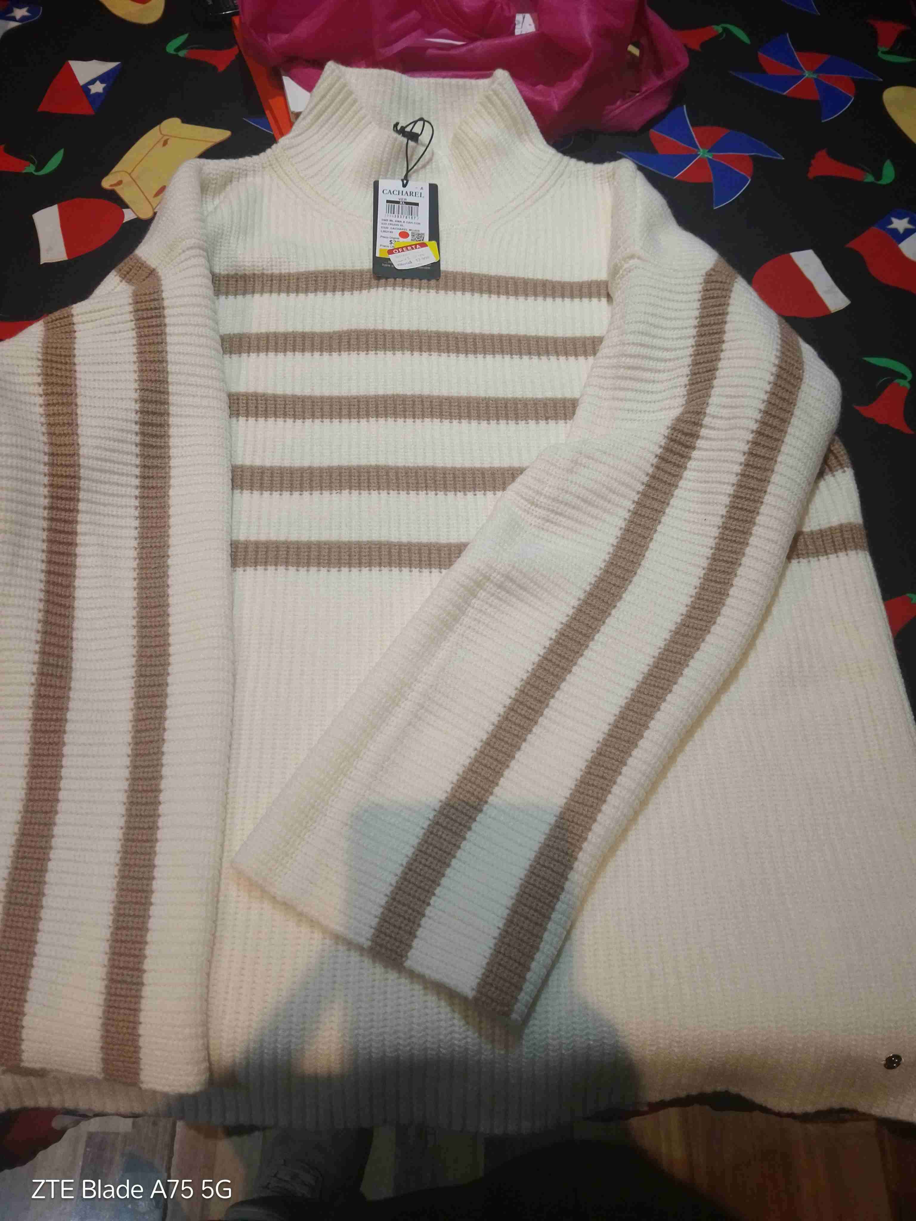 Suéter de rayas beige y blanco - miniatura 1