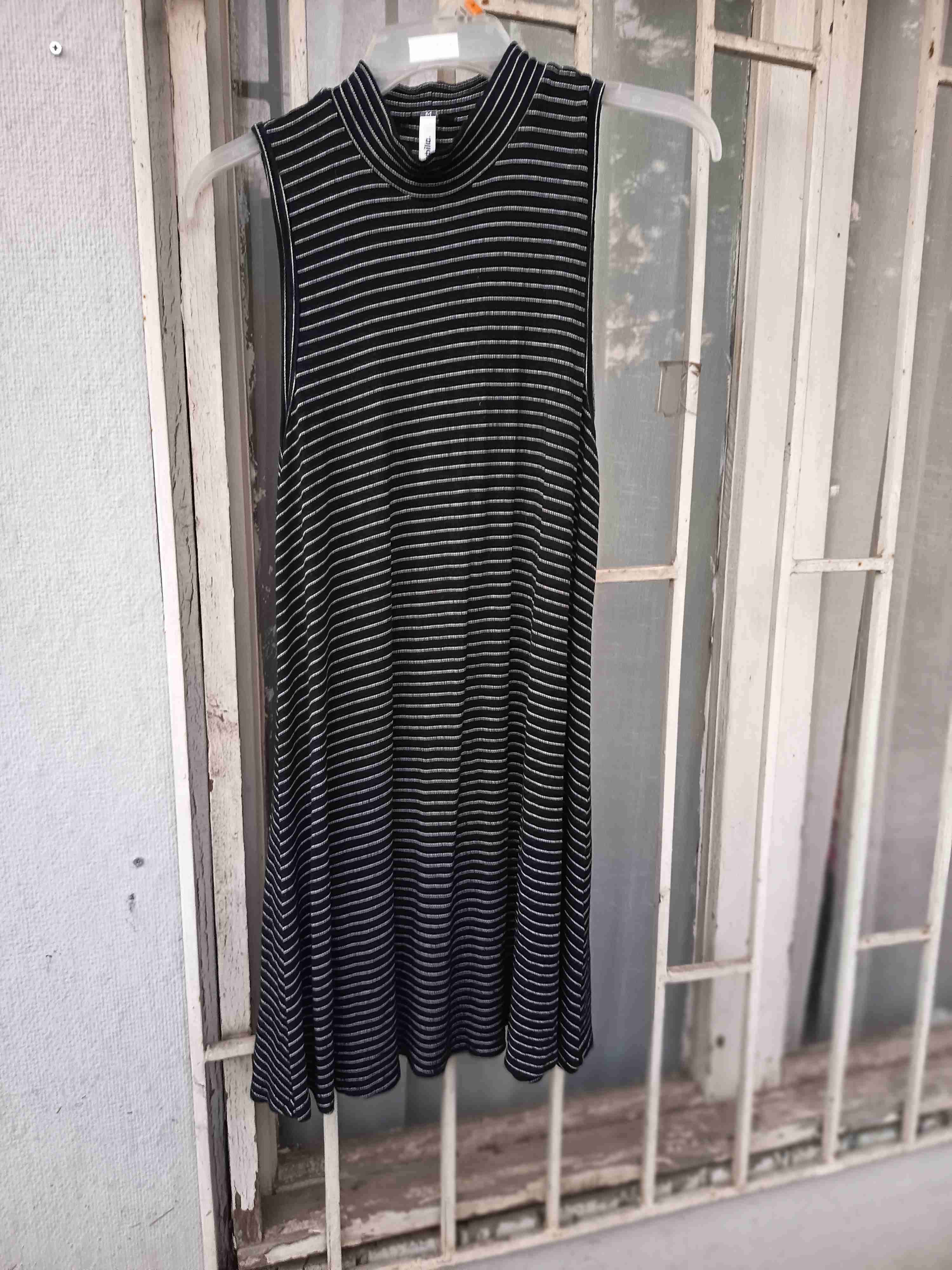 Vestido rayado sin mangas