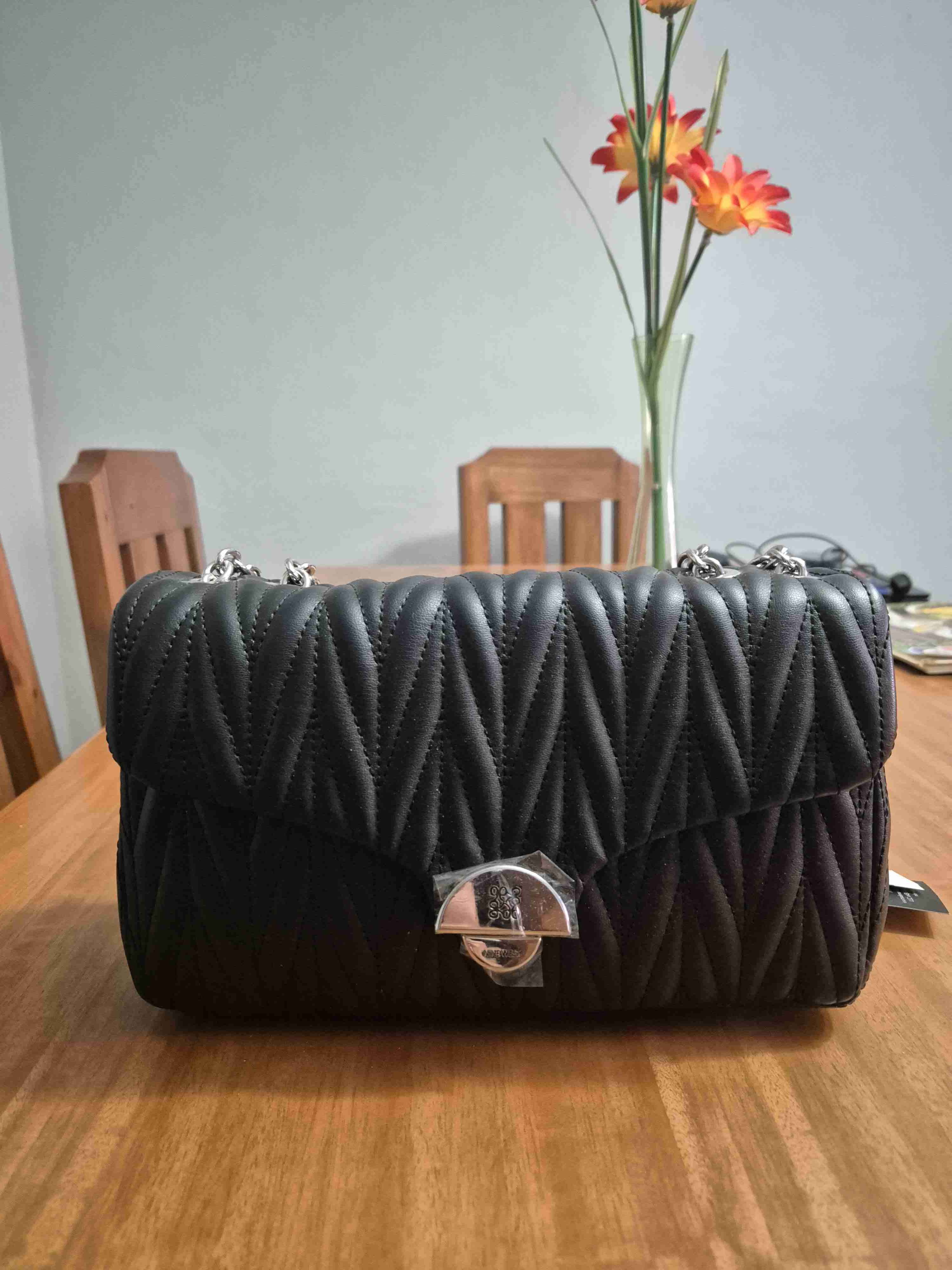 Cartera negra NINE WEST nueva y original - miniatura 2