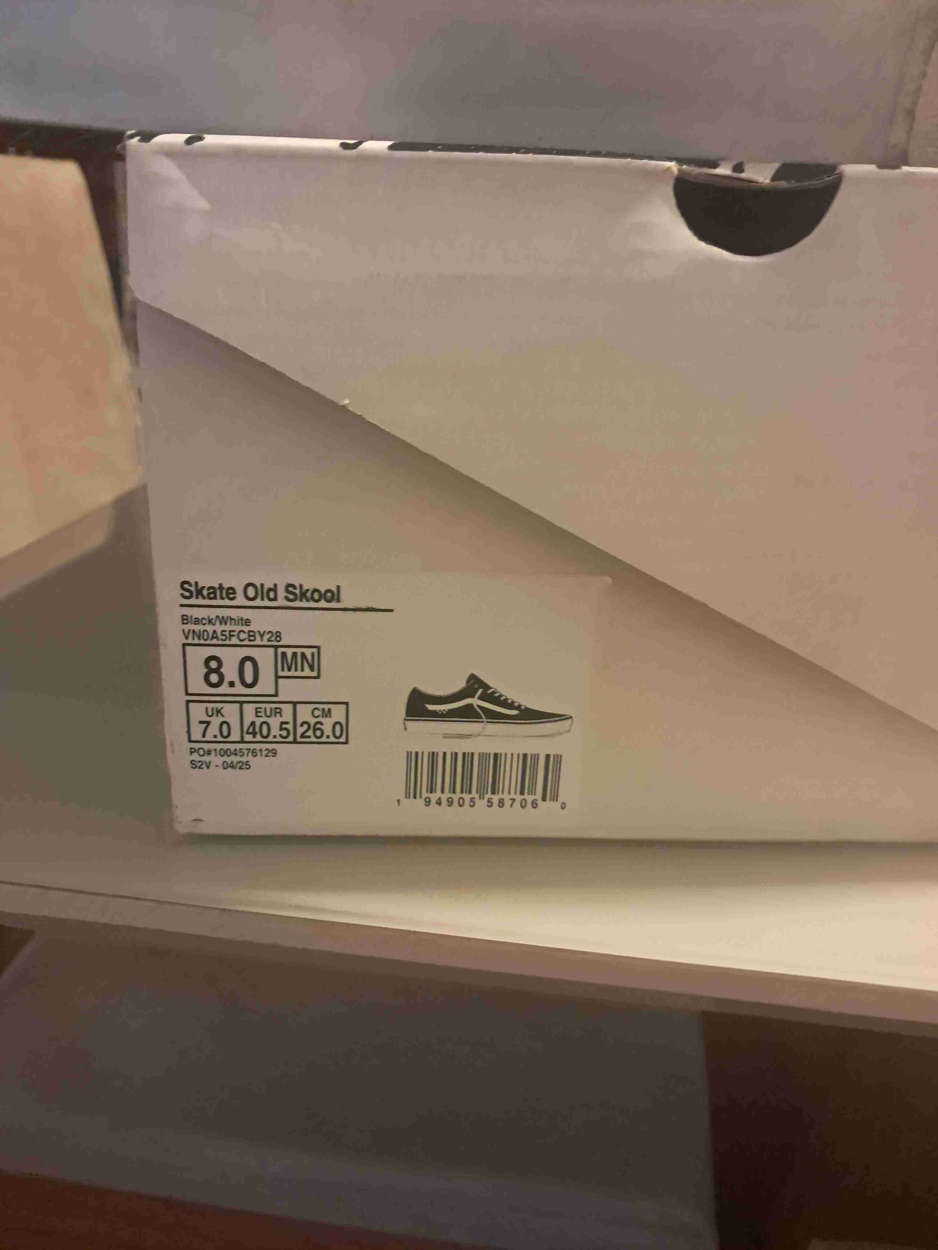 Zapatillas vans old skool negras con detalles blan - 2