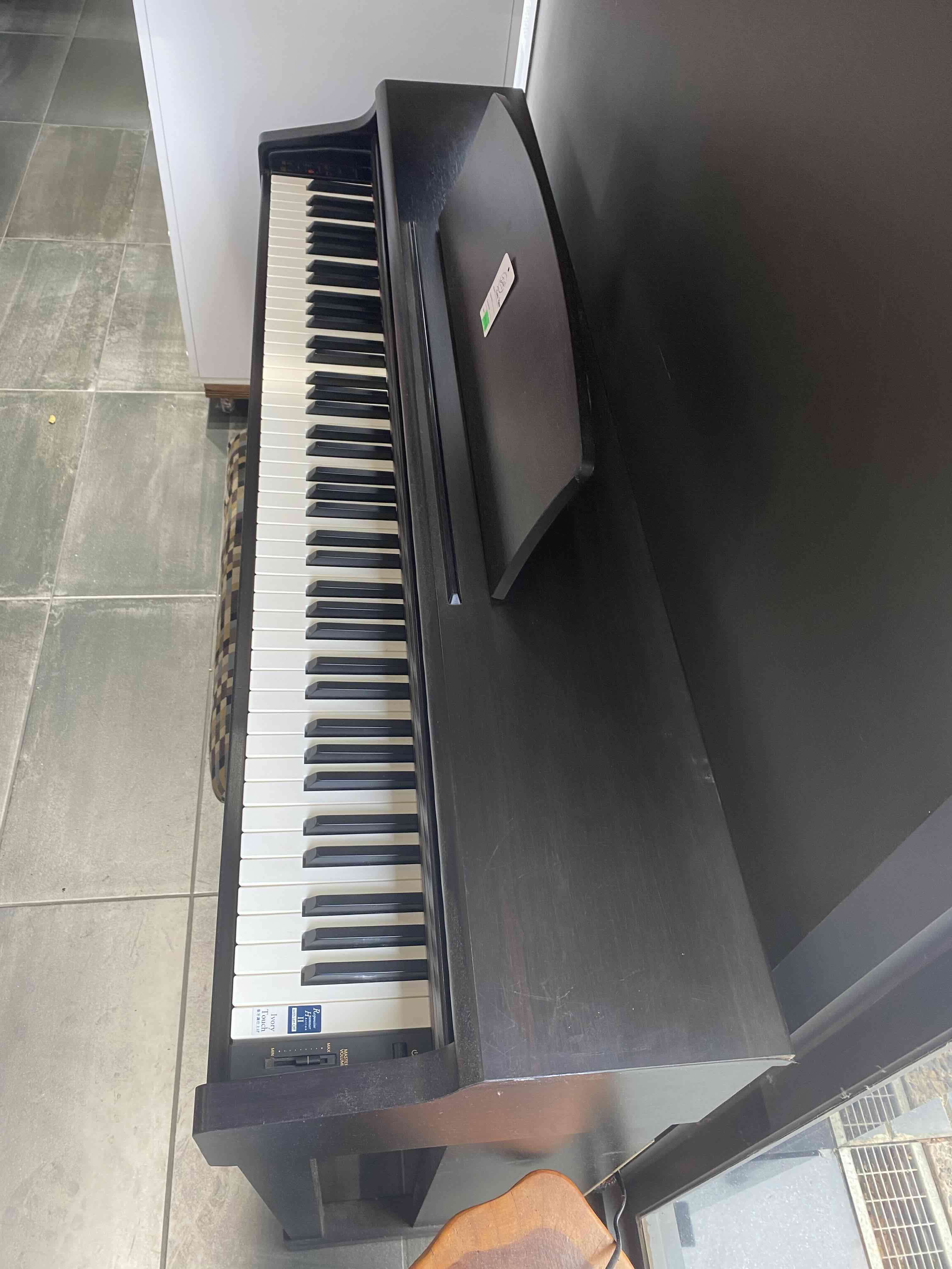 Piano digital Kawai negro - 3