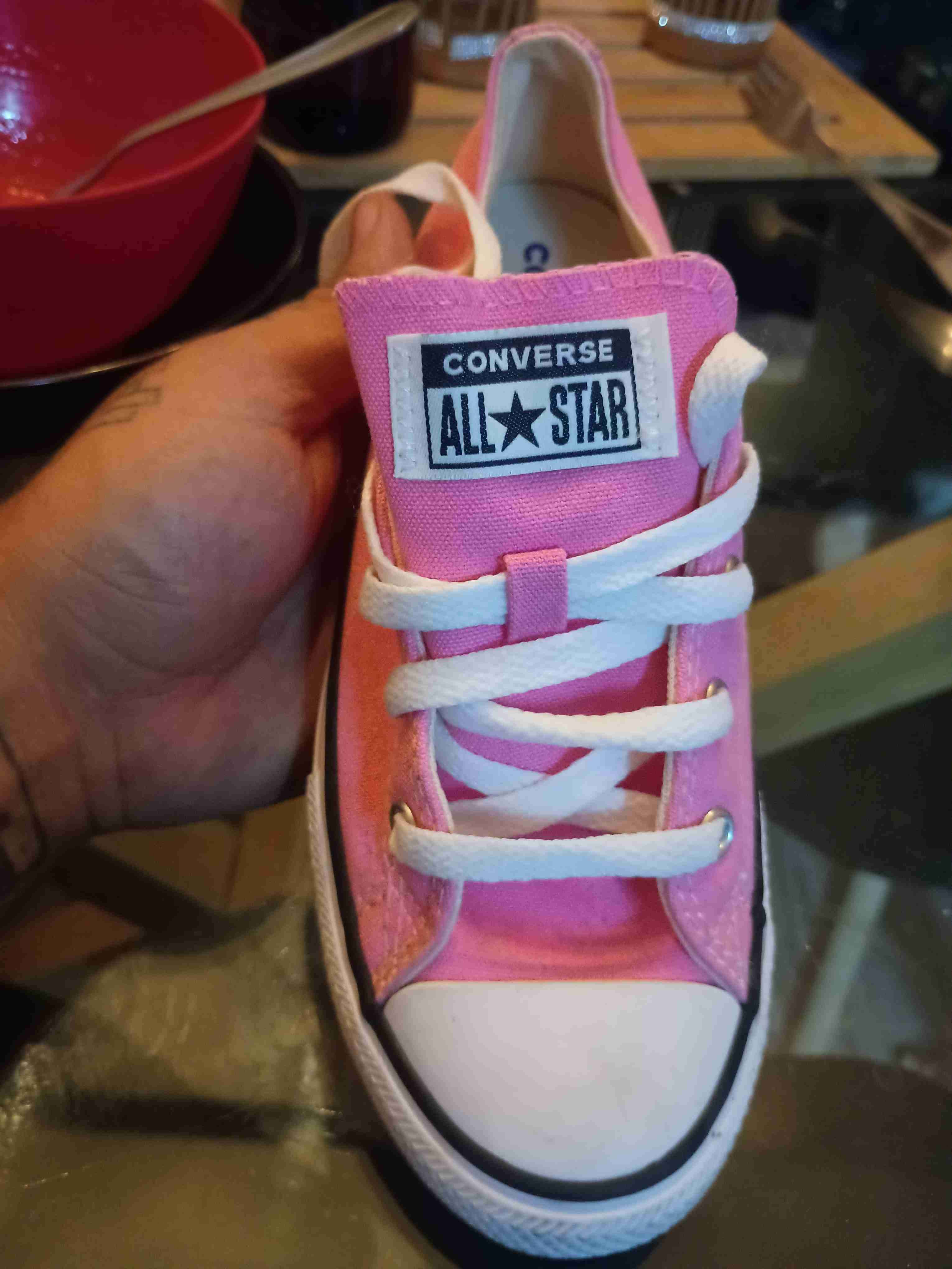 Zapatillas rosadas converse - miniatura 3