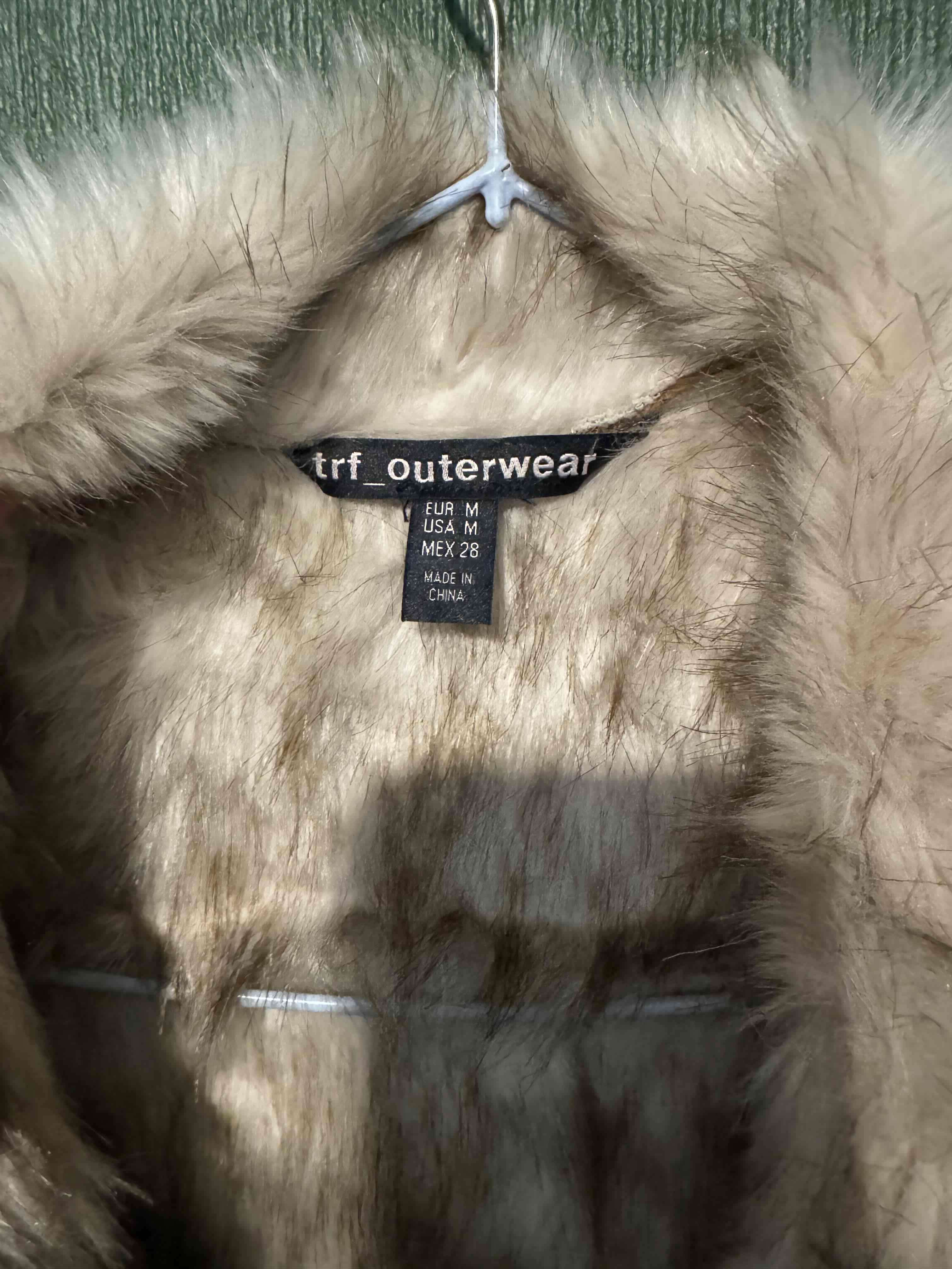 Chaqueta biker camel con pelo Zara TRF talla M - miniatura 2