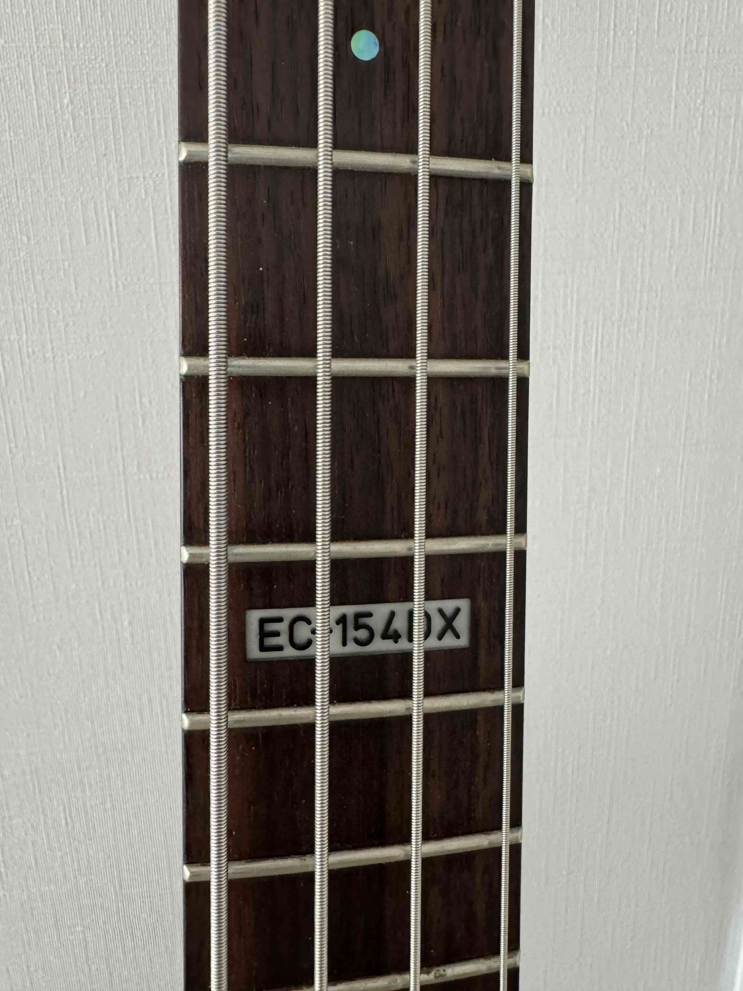 Bajo Esp Ltd Ec-154dx rojo con funda - miniatura 3