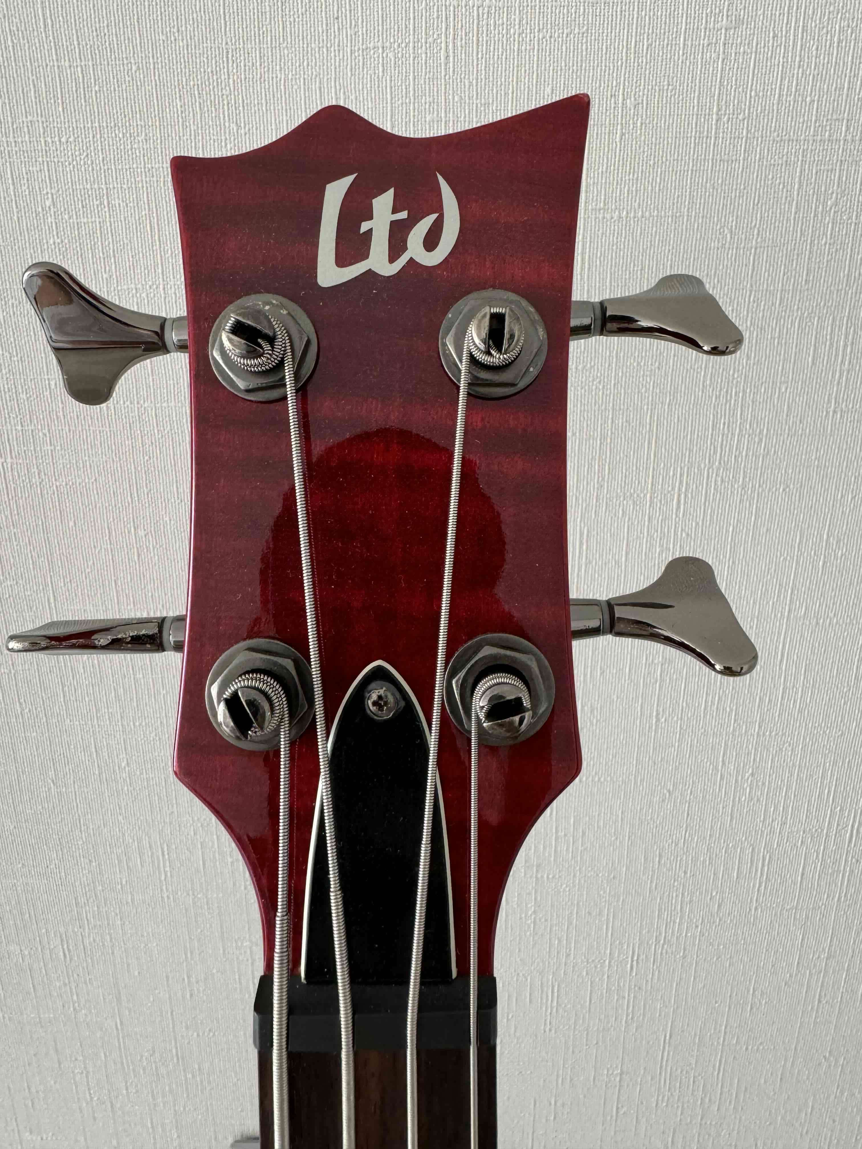 Bajo Esp Ltd Ec-154dx rojo con funda - miniatura 4