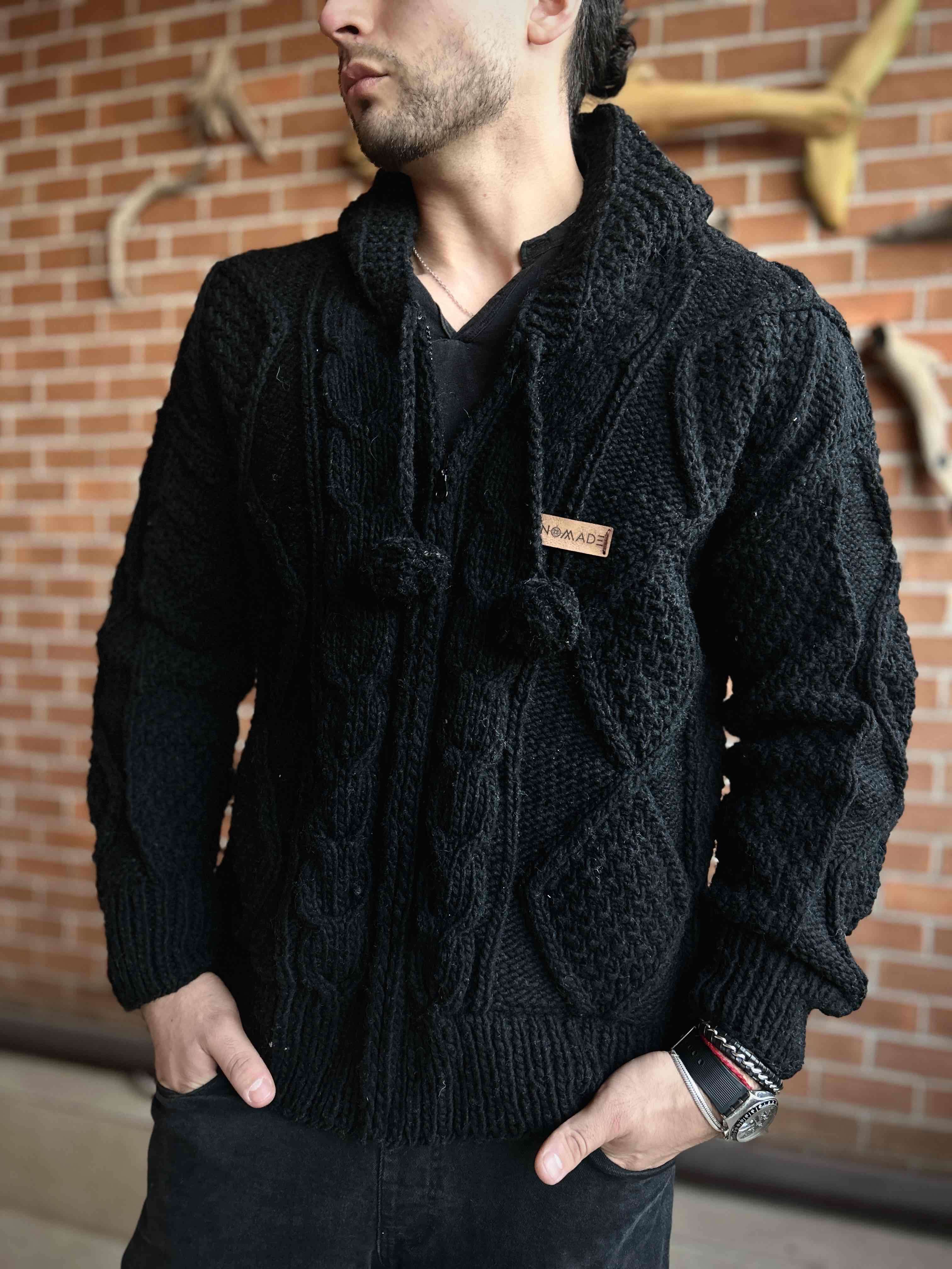 Chaleco de lana de oveja con capucha - miniatura 2