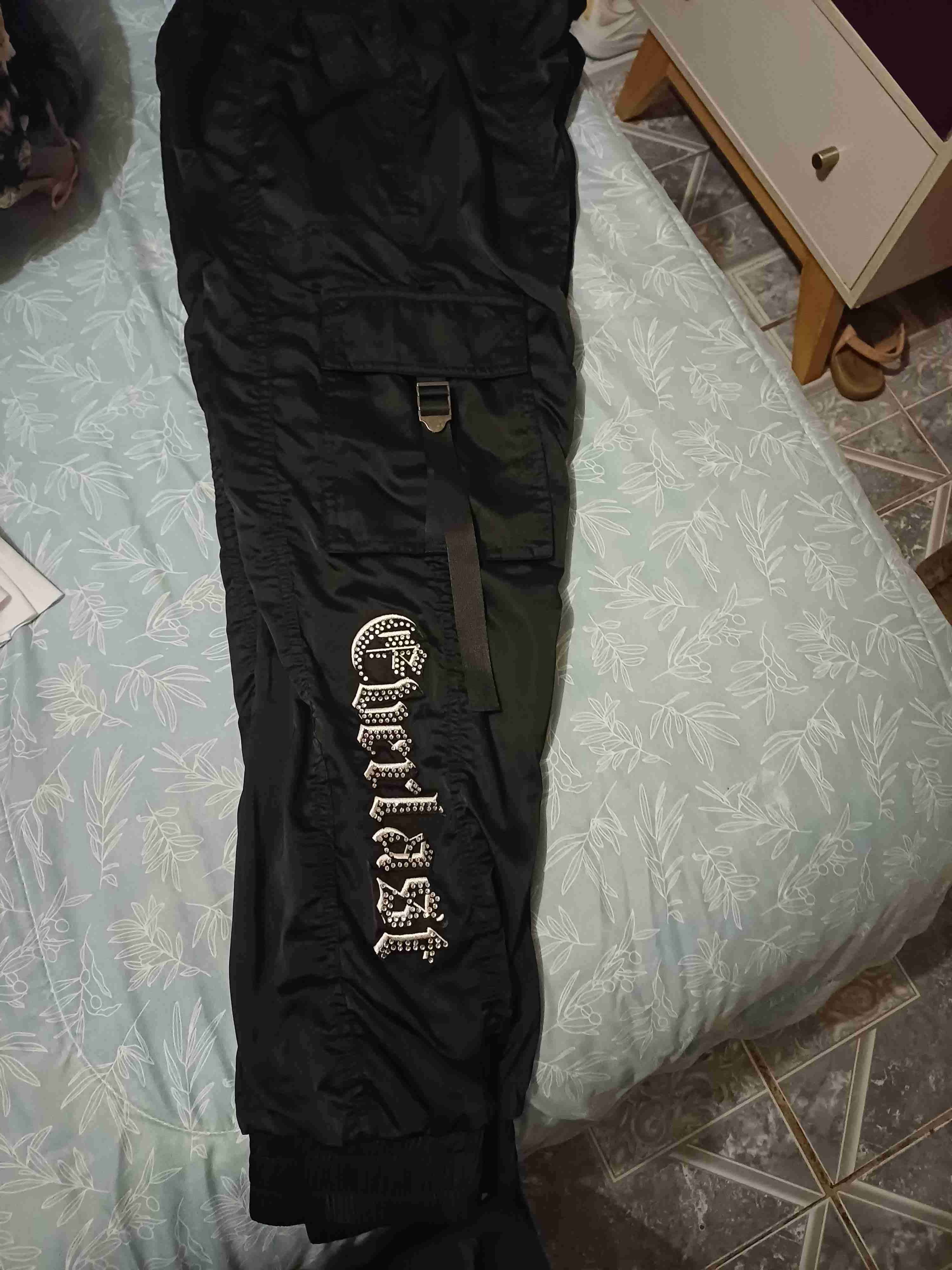 Pantalones cargo negros con logo - 3