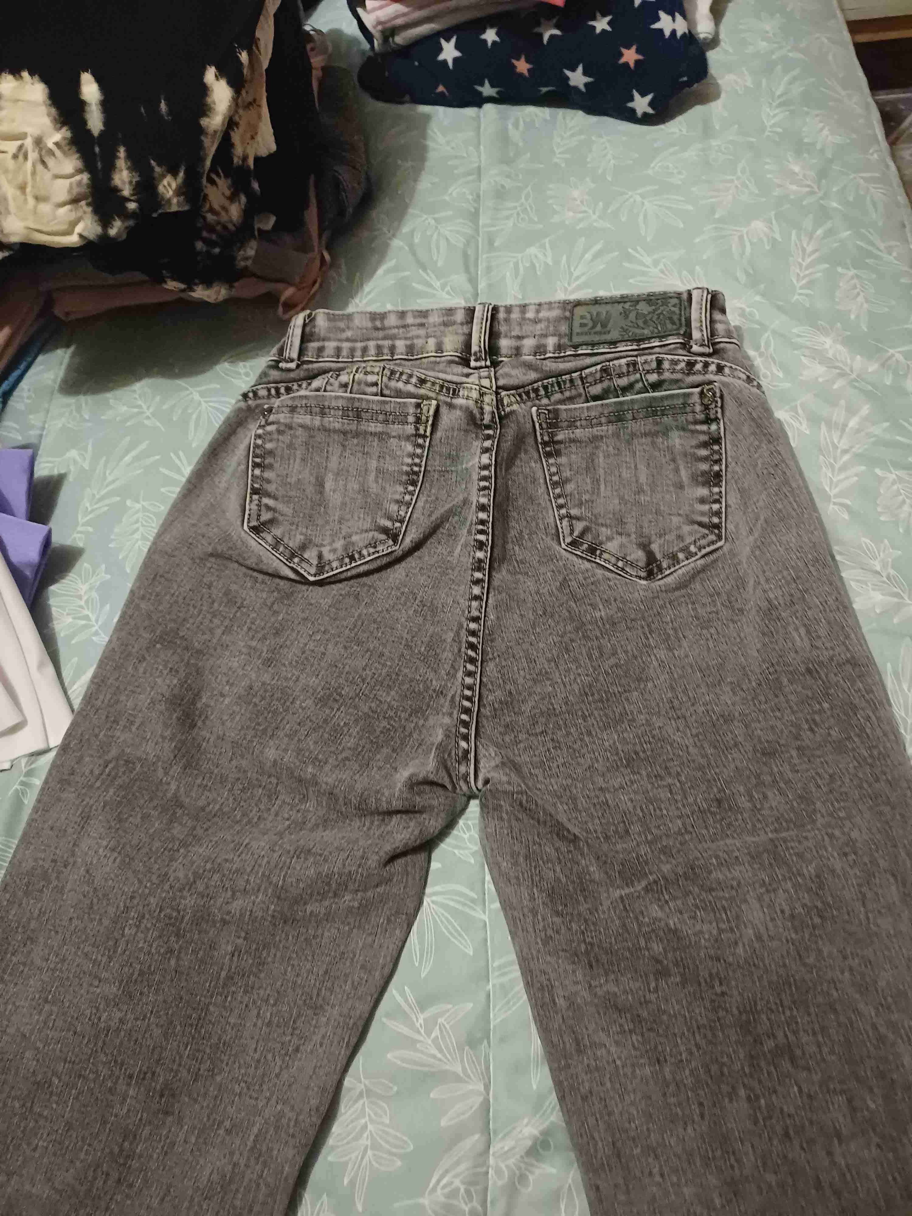 Pantalones cargo gris elasticado con levanta cola - miniatura 3