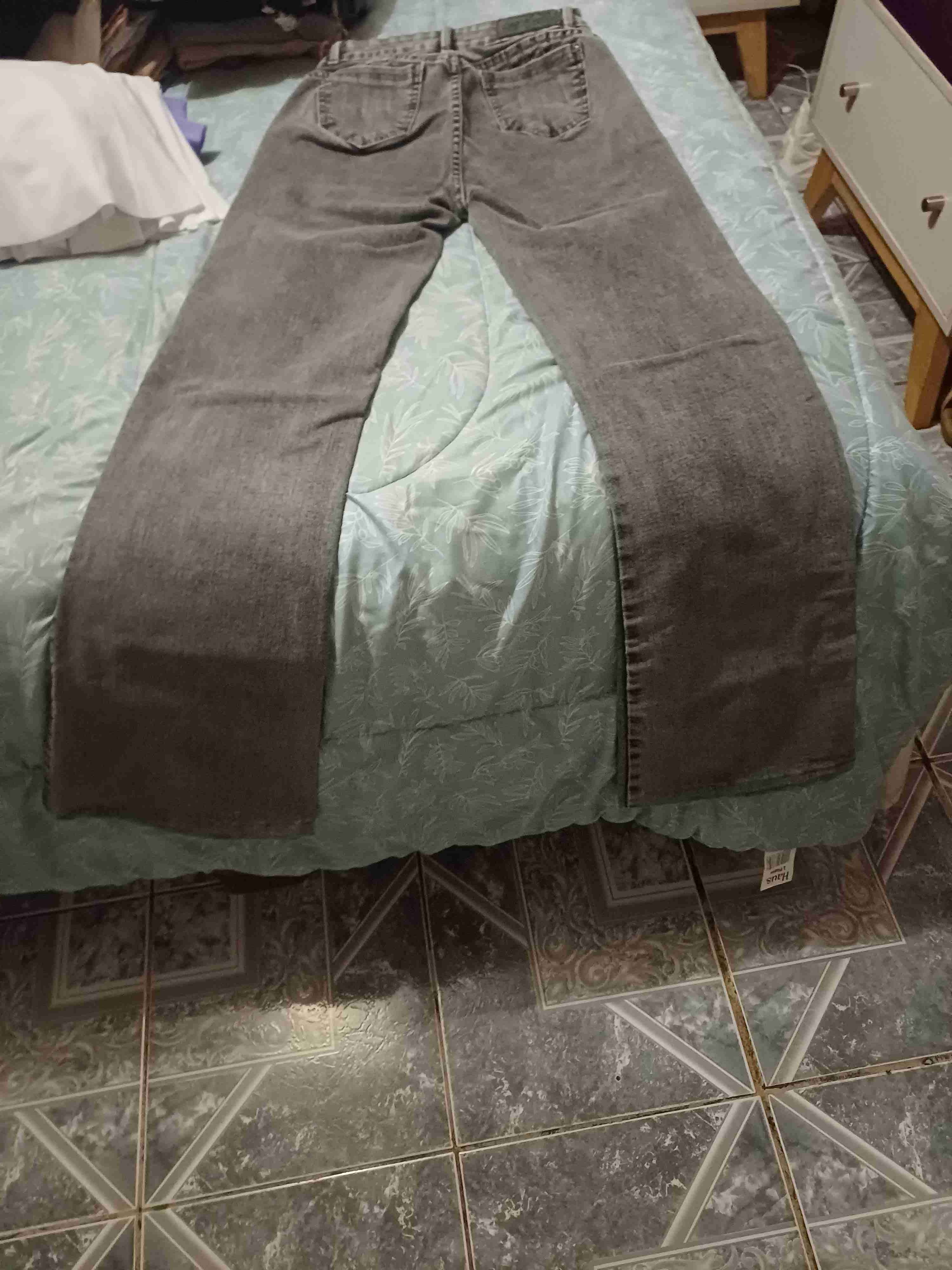 Pantalones cargo gris elasticado con levanta cola - miniatura 4