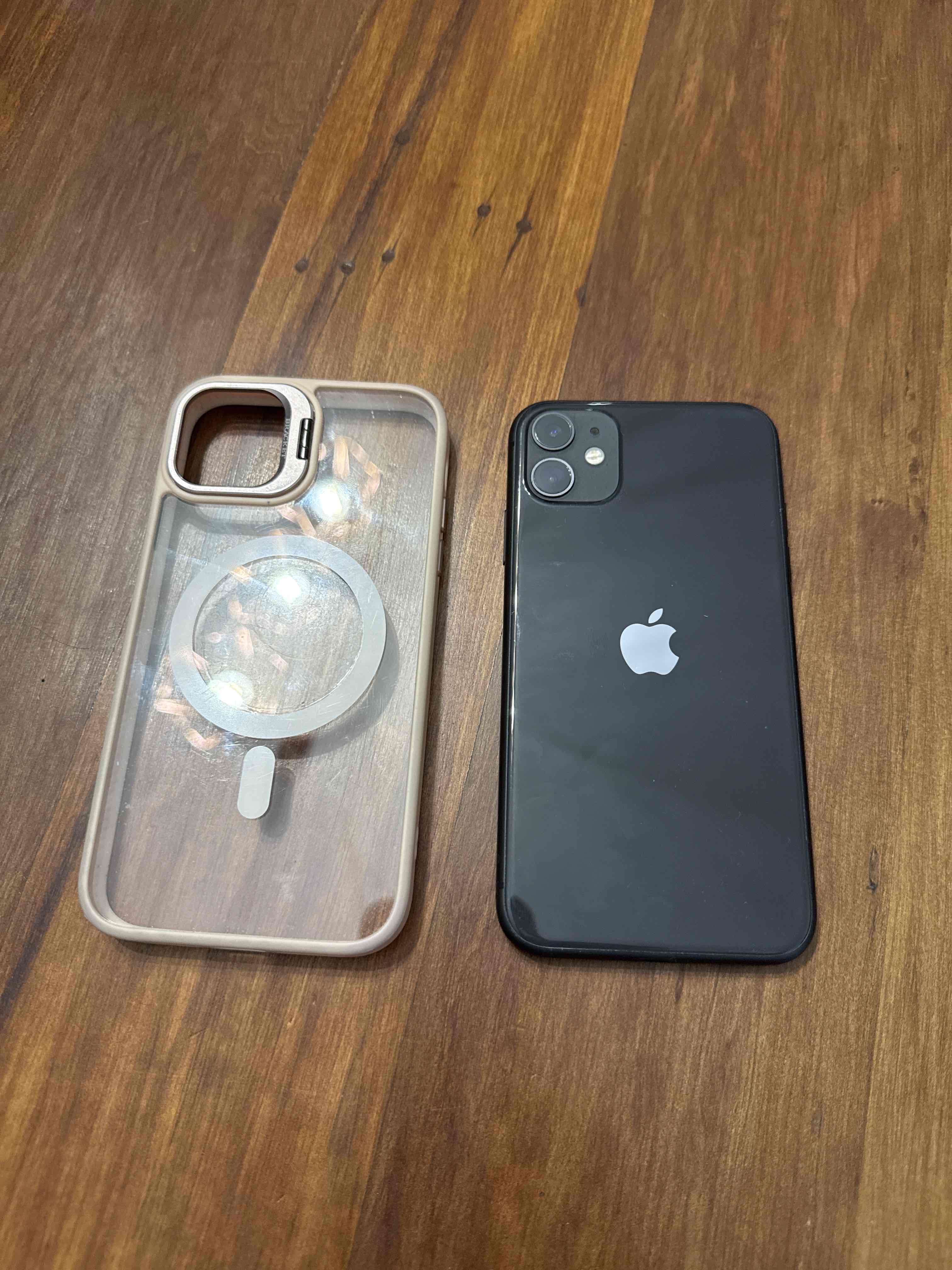 iPhone con carcasa magnética - miniatura 3