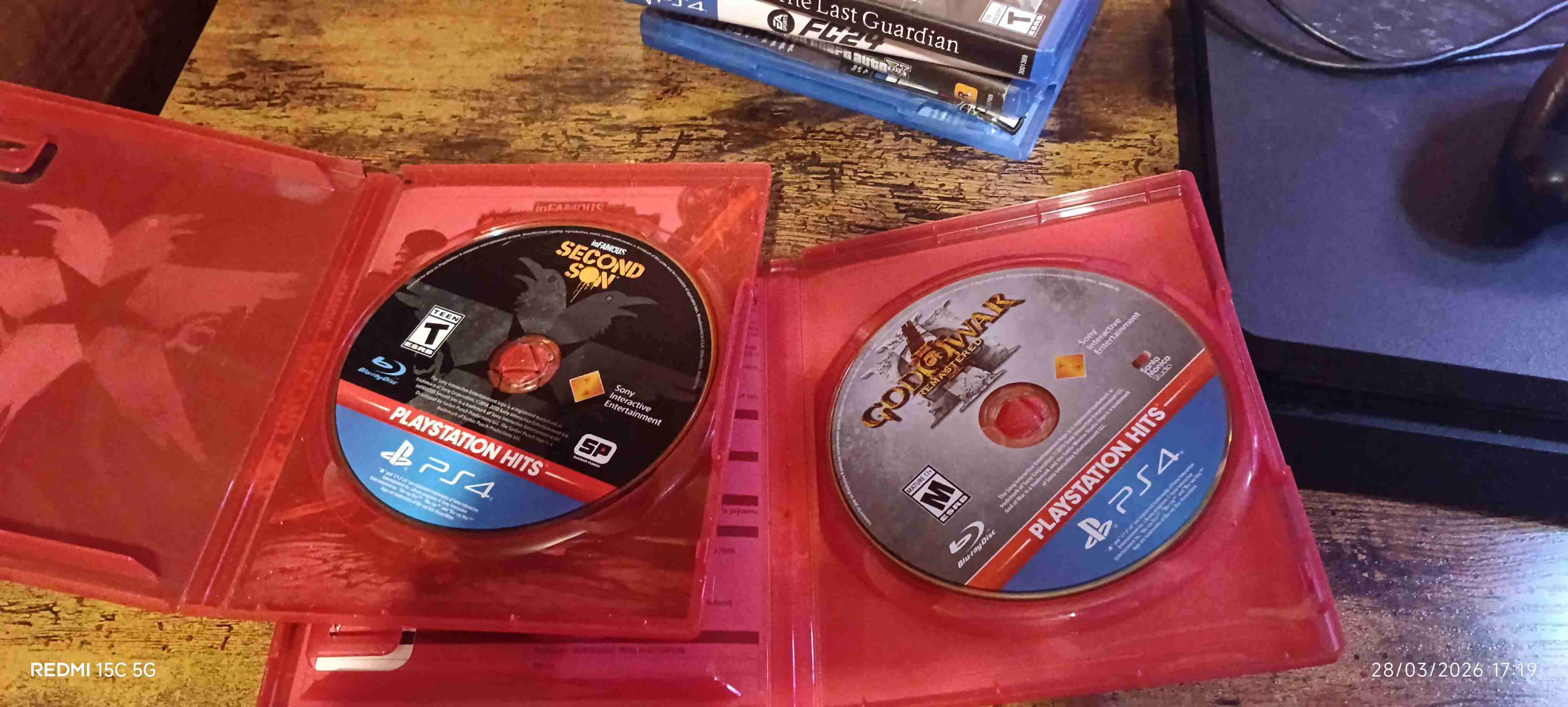 Se vende ps4 por falta de uso - miniatura 5