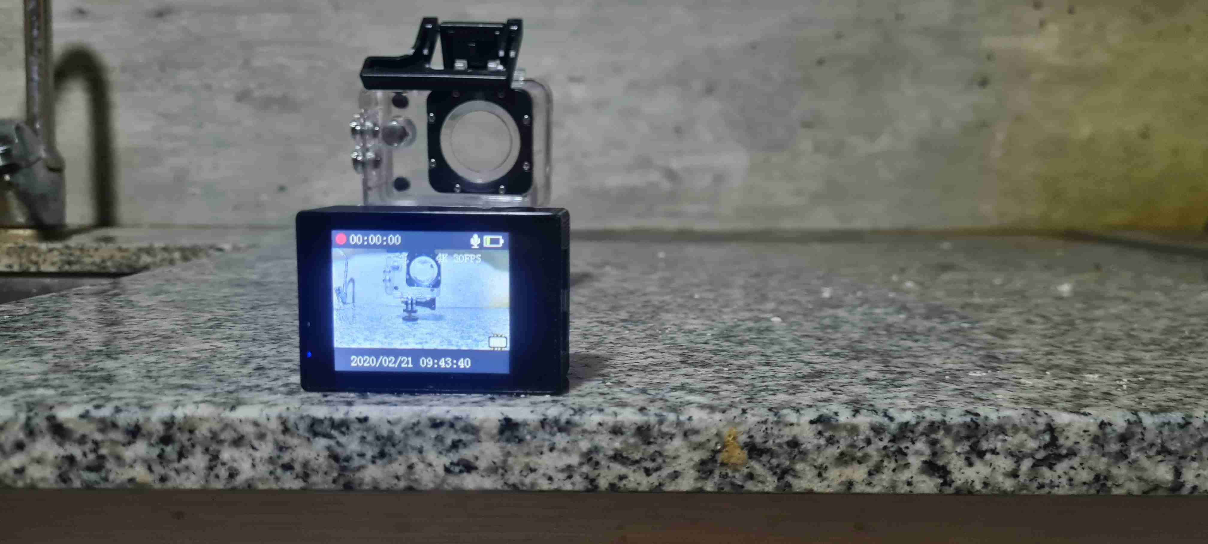 Cámara deportiva 4K Ultra HD - miniatura 4