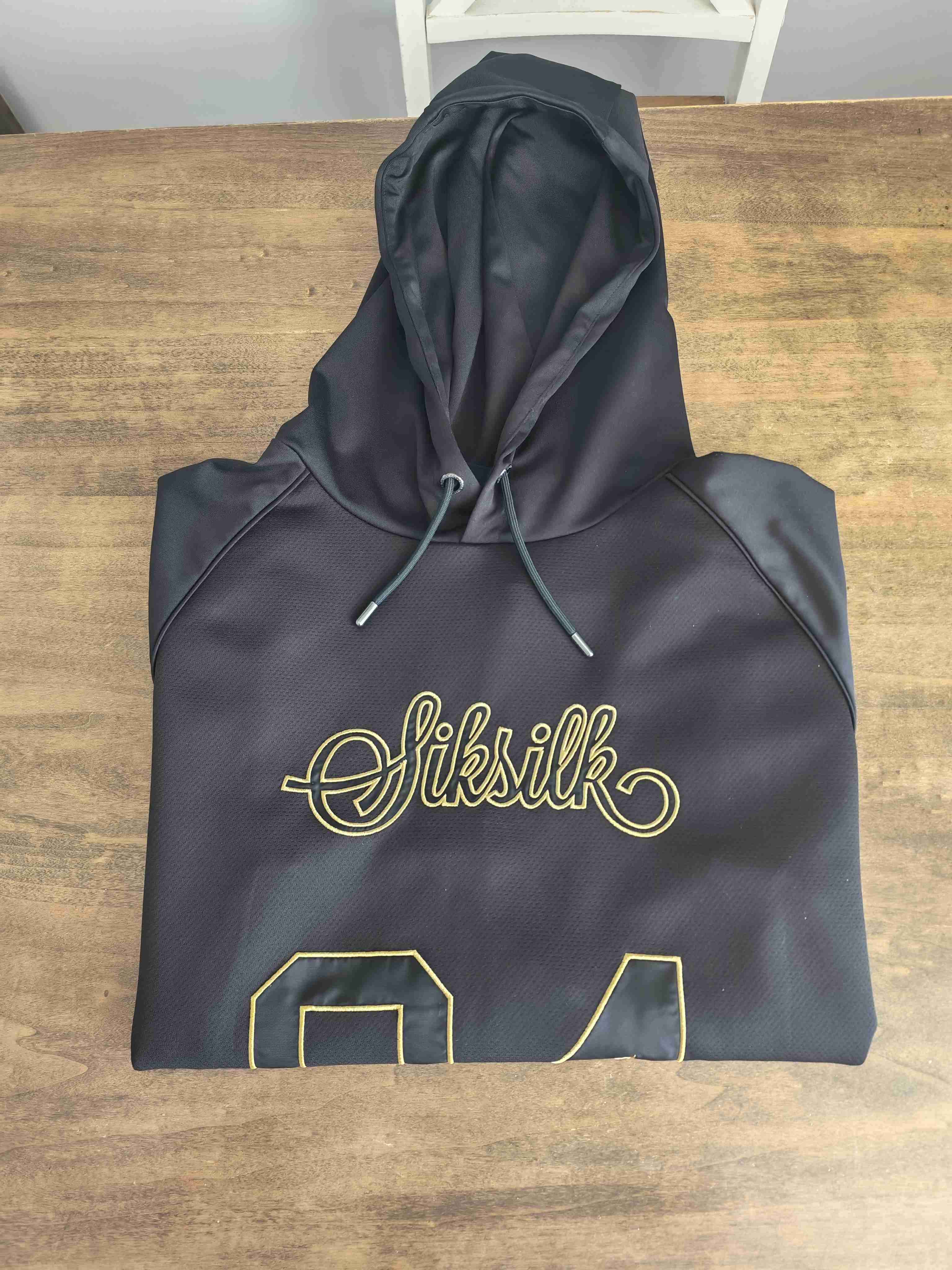 Conjunto buzo negro con capucha - miniatura 4