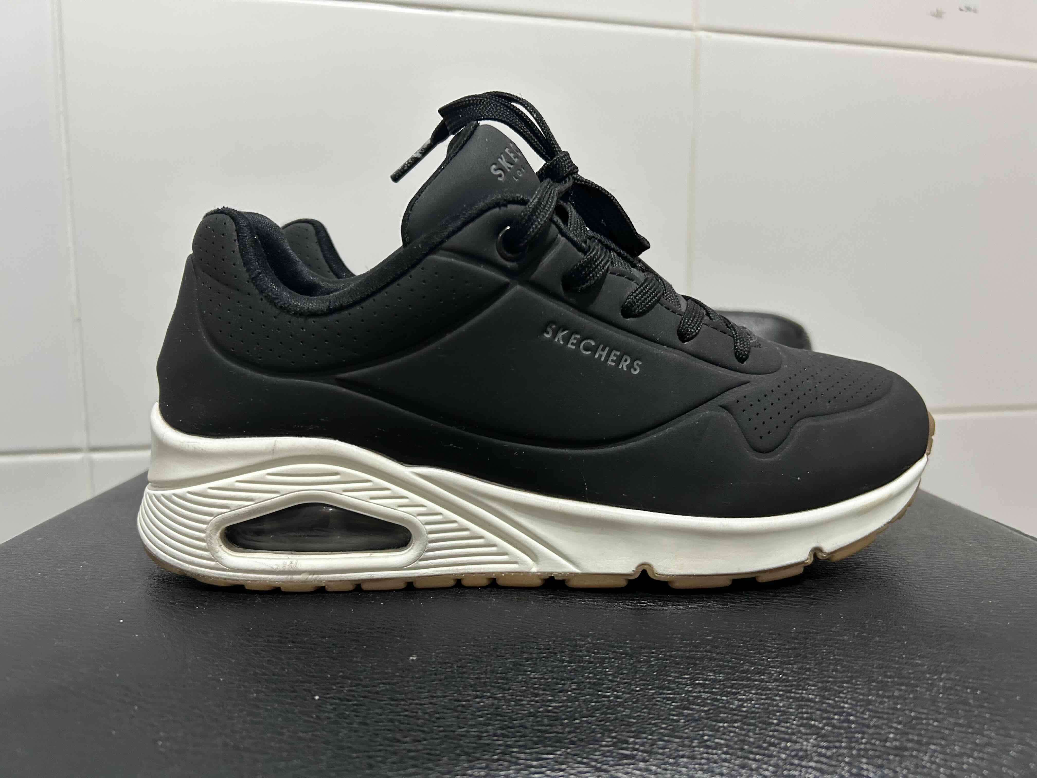 Zapatillas negras Skechers - miniatura 2