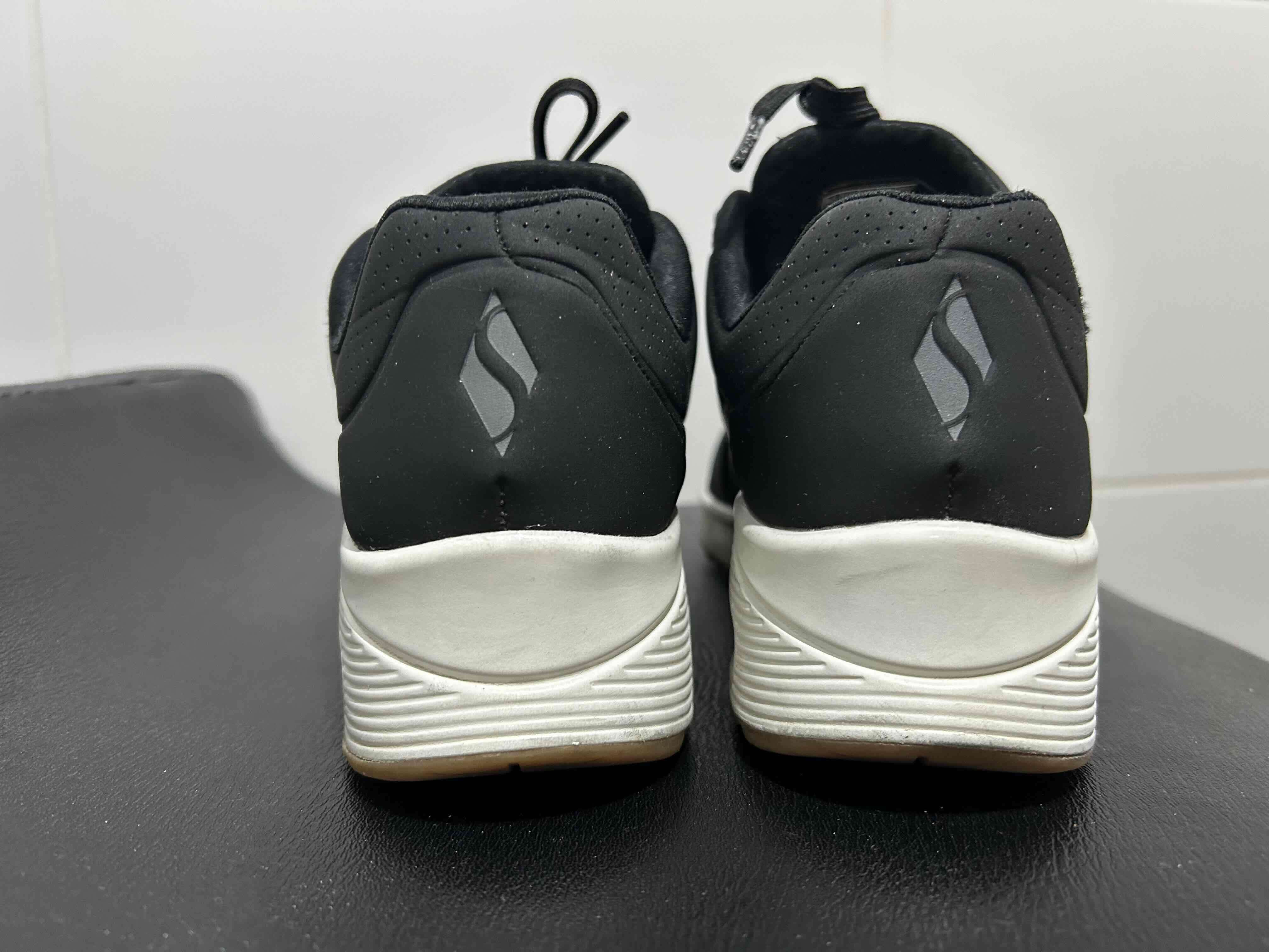 Zapatillas negras Skechers - miniatura 3