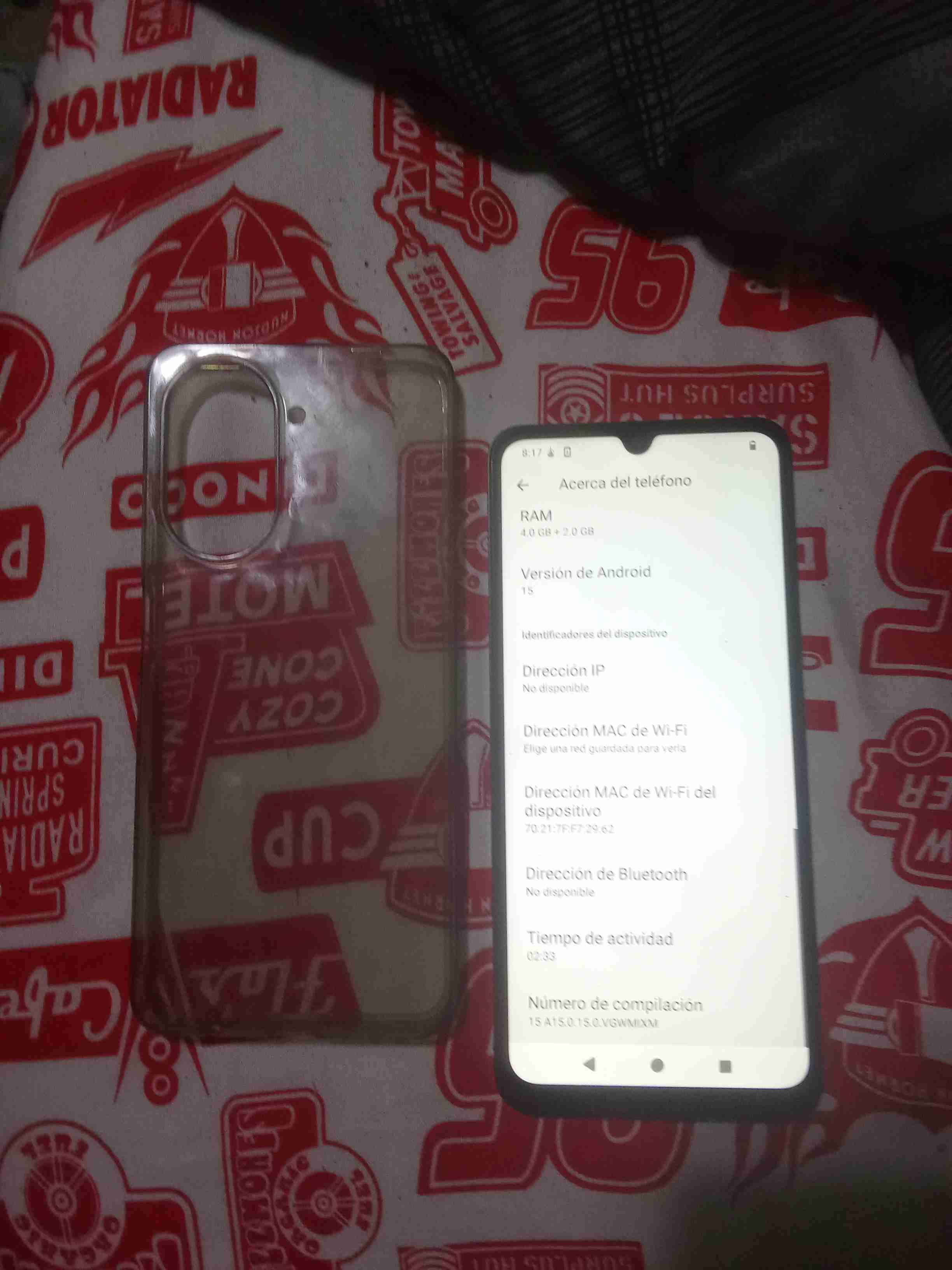 Teléfono Android con carcasa - miniatura 1