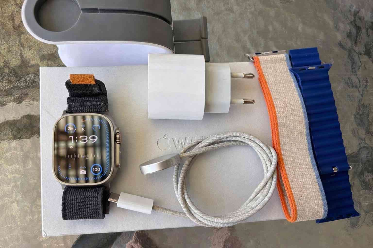 Apple Watch Ultra 49mm impecable + 3 correas (94%) - miniatura 1