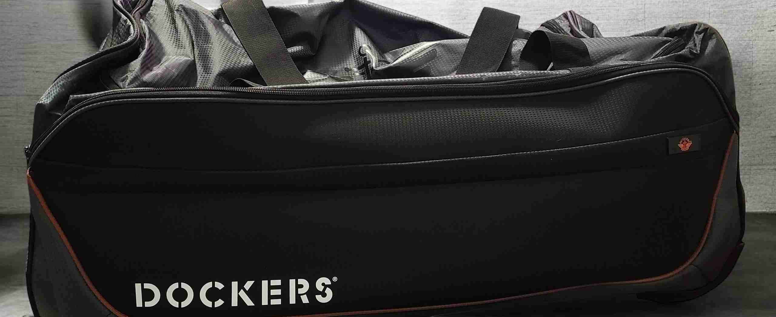 Bolsa deportiva Calvin Klein negra - 4