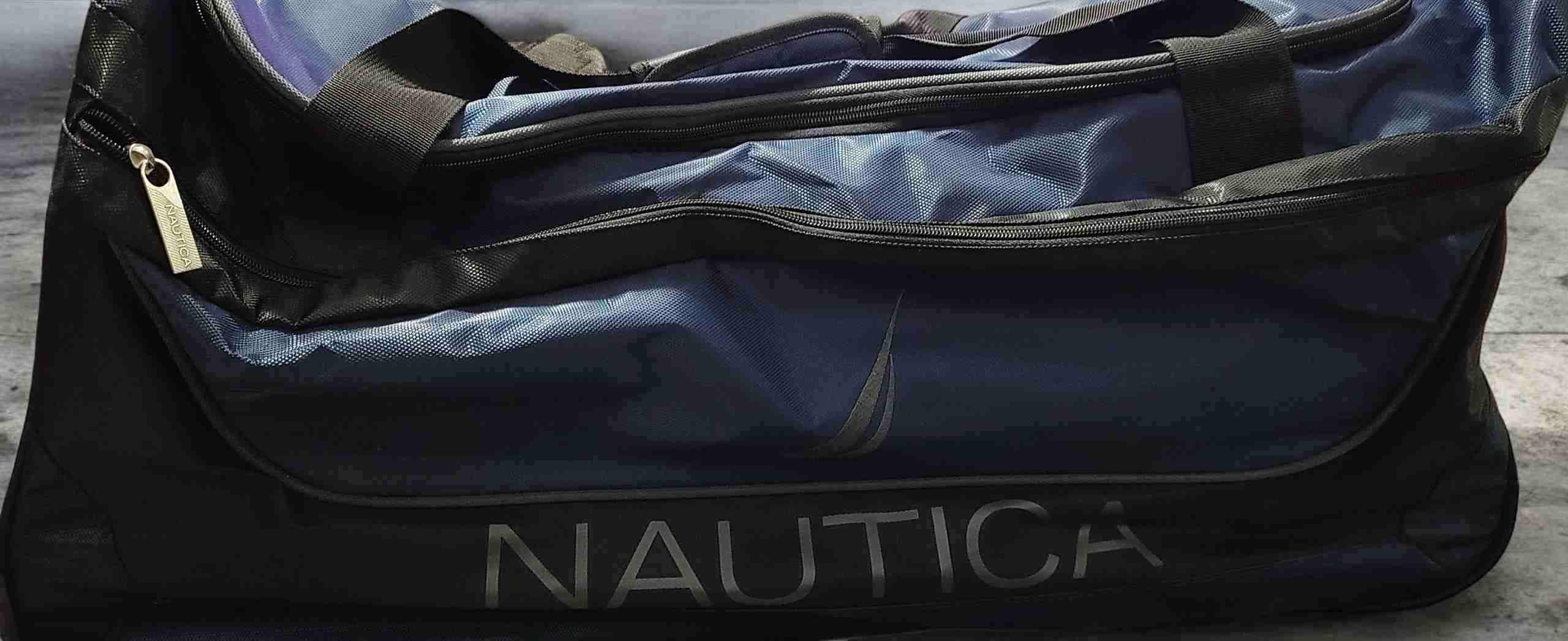 Bolsa deportiva Calvin Klein negra - 5