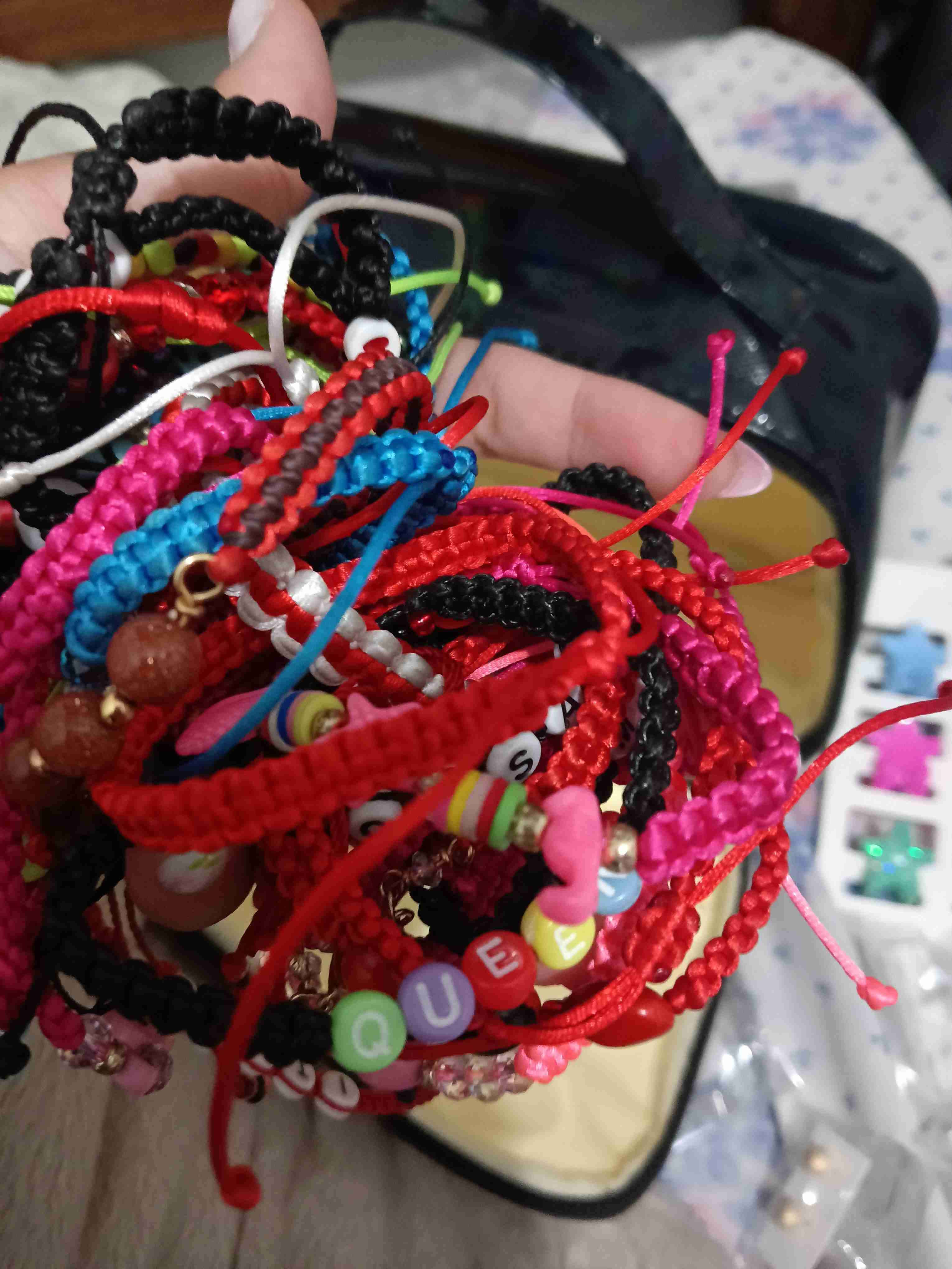 Lote de pulseras tejidas coloridas - miniatura 5