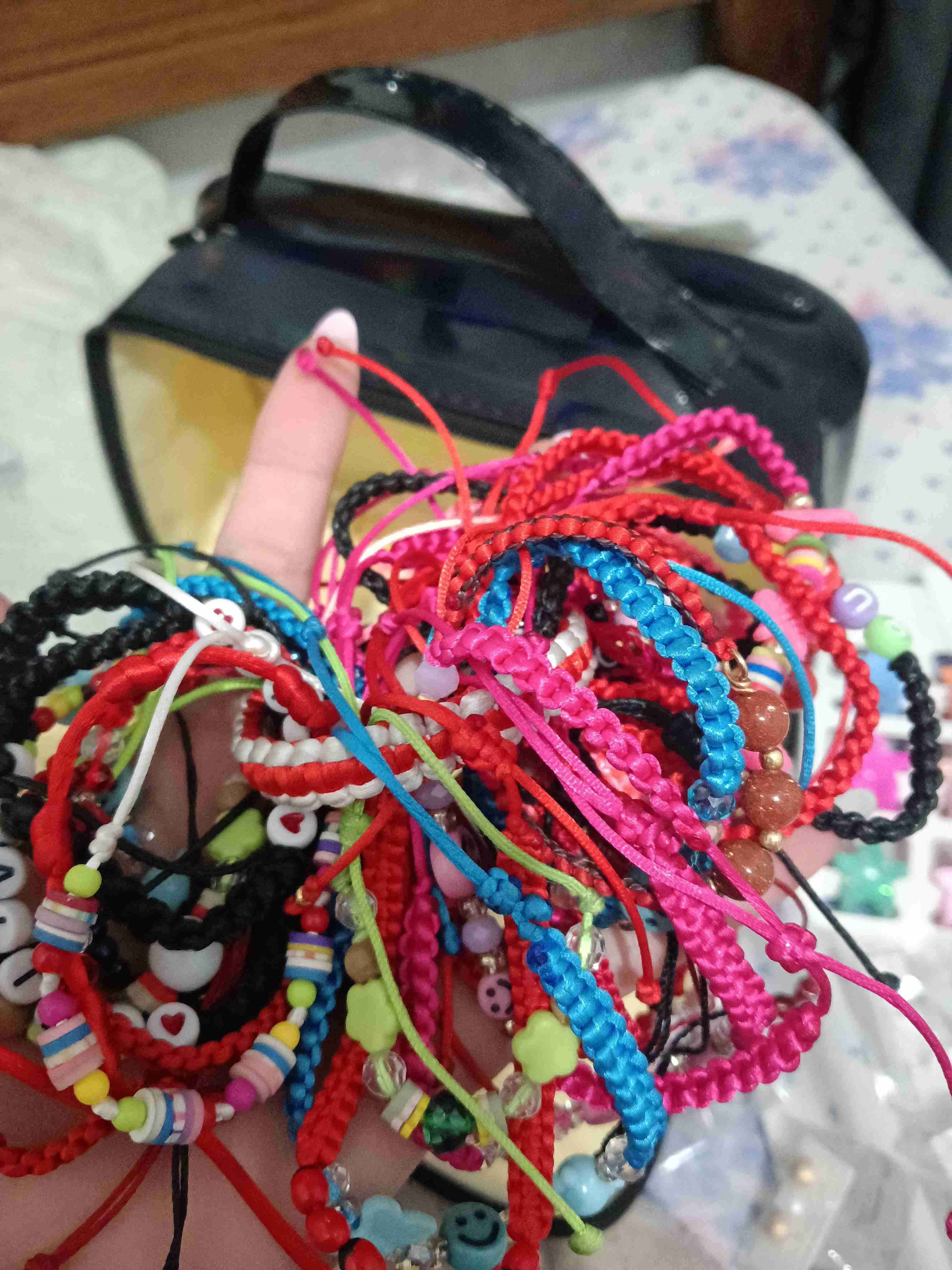 Lote de pulseras tejidas coloridas - miniatura 6