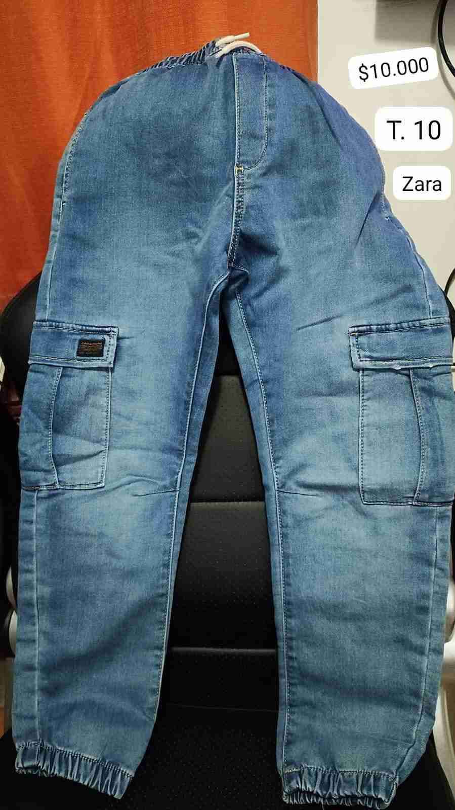 Pantalones cargo de mezclilla Zara T.10