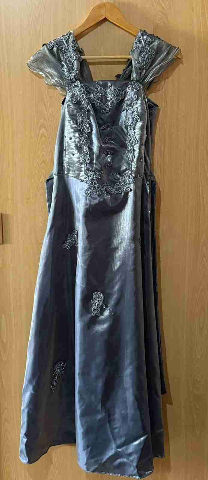 Vestido largo azul sin detalles - 2