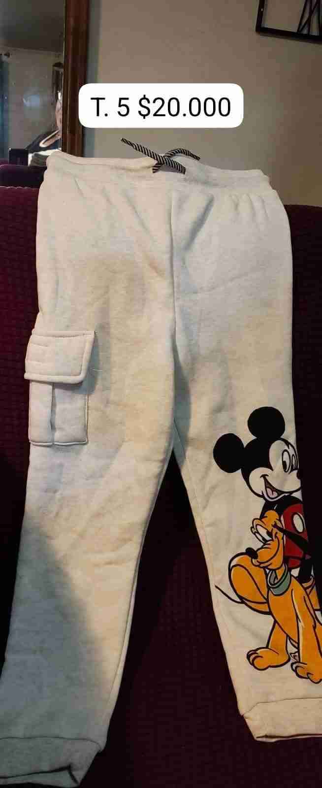 Polerón Mickey & Friends blanco - 3