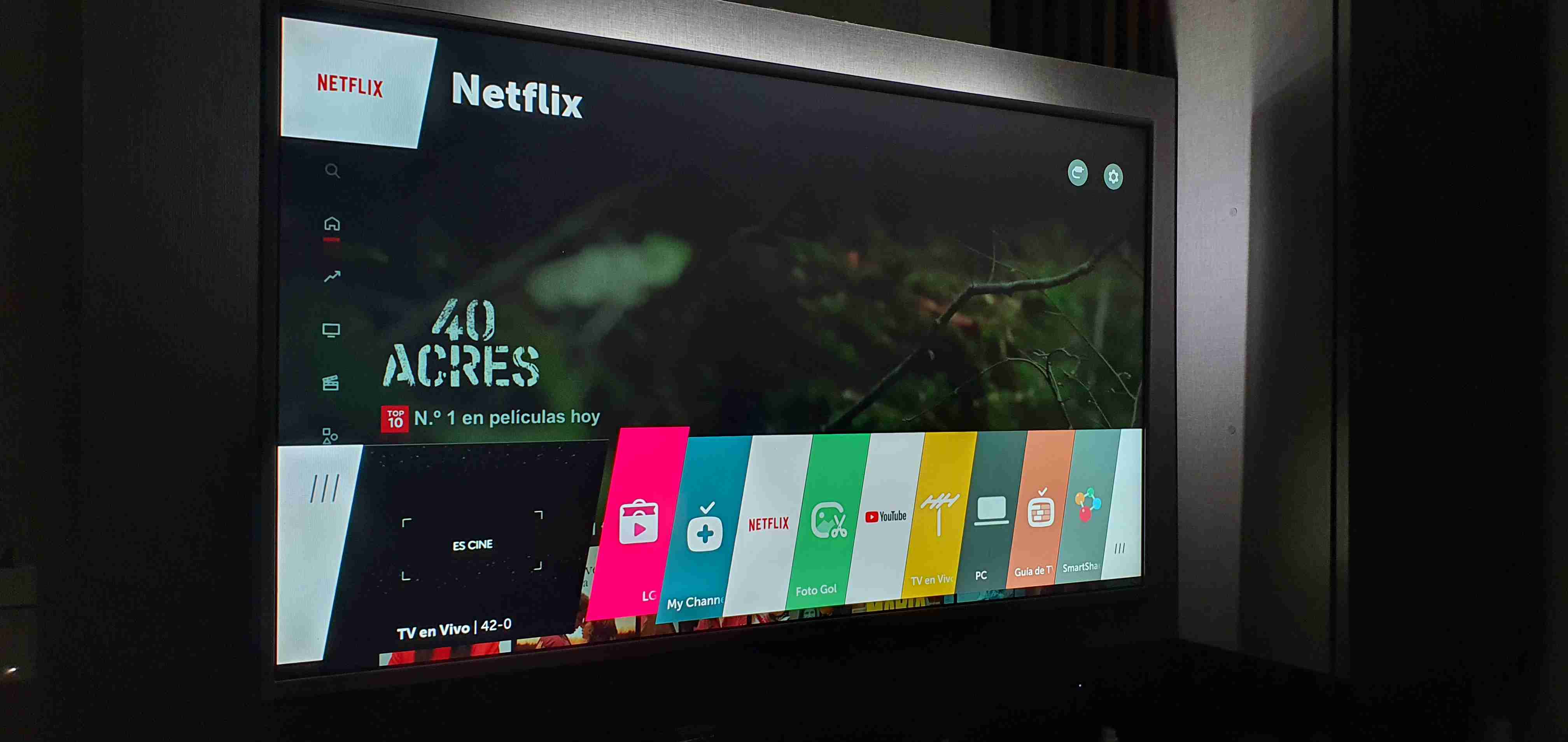 Smart TV LG 42 pulgadas - miniatura 1