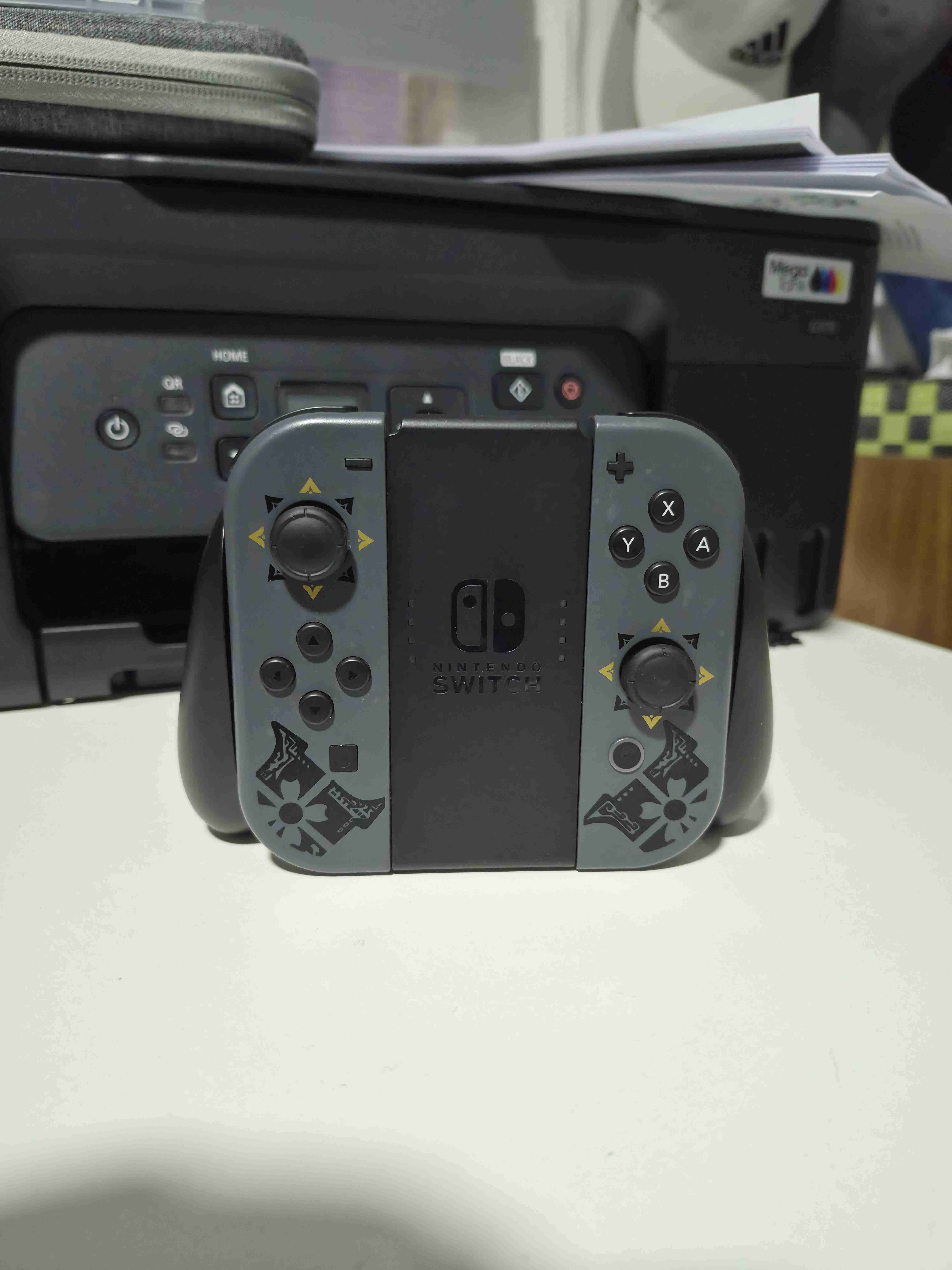 JoyCon Nintendo Switch edición especial - 1