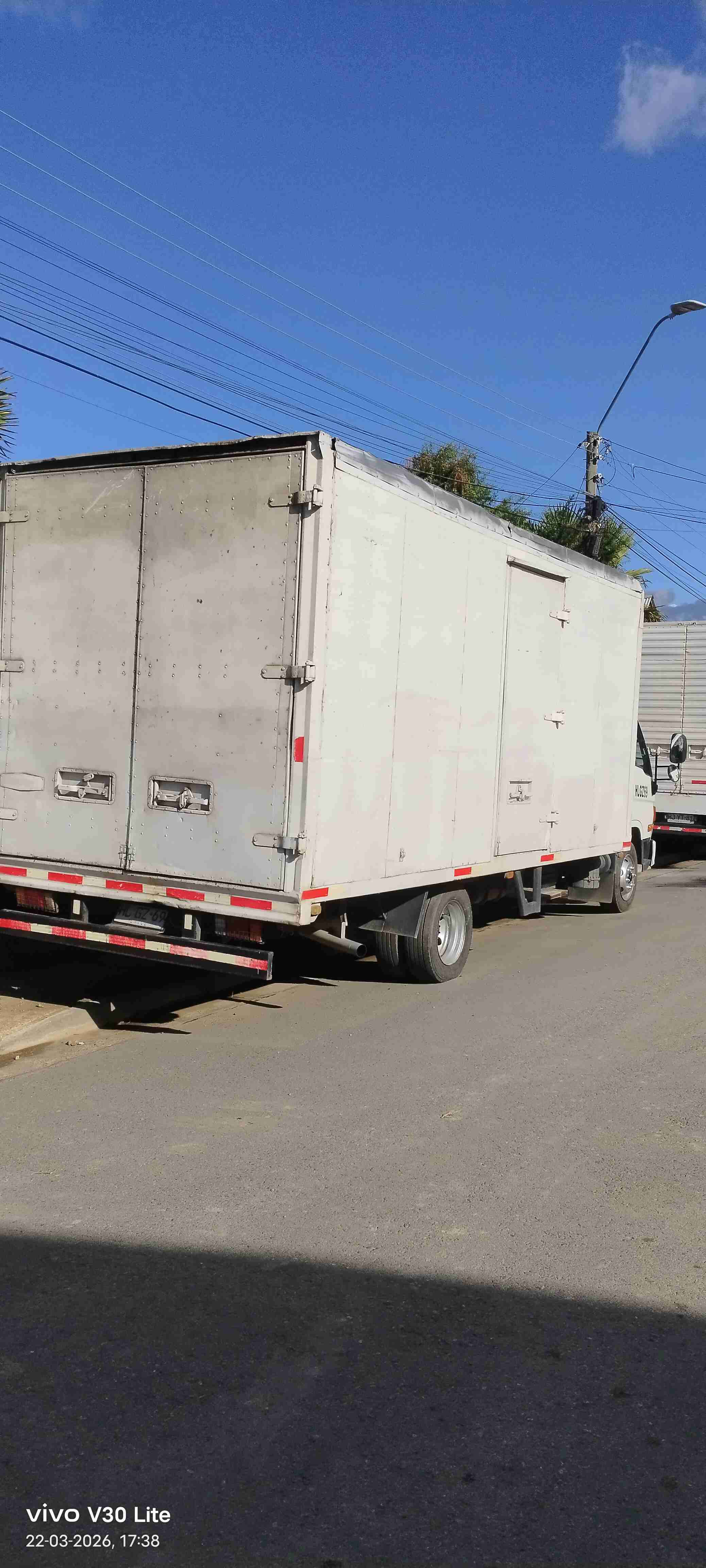 Camión Hyundai refrigerado HD 78 - miniatura 4