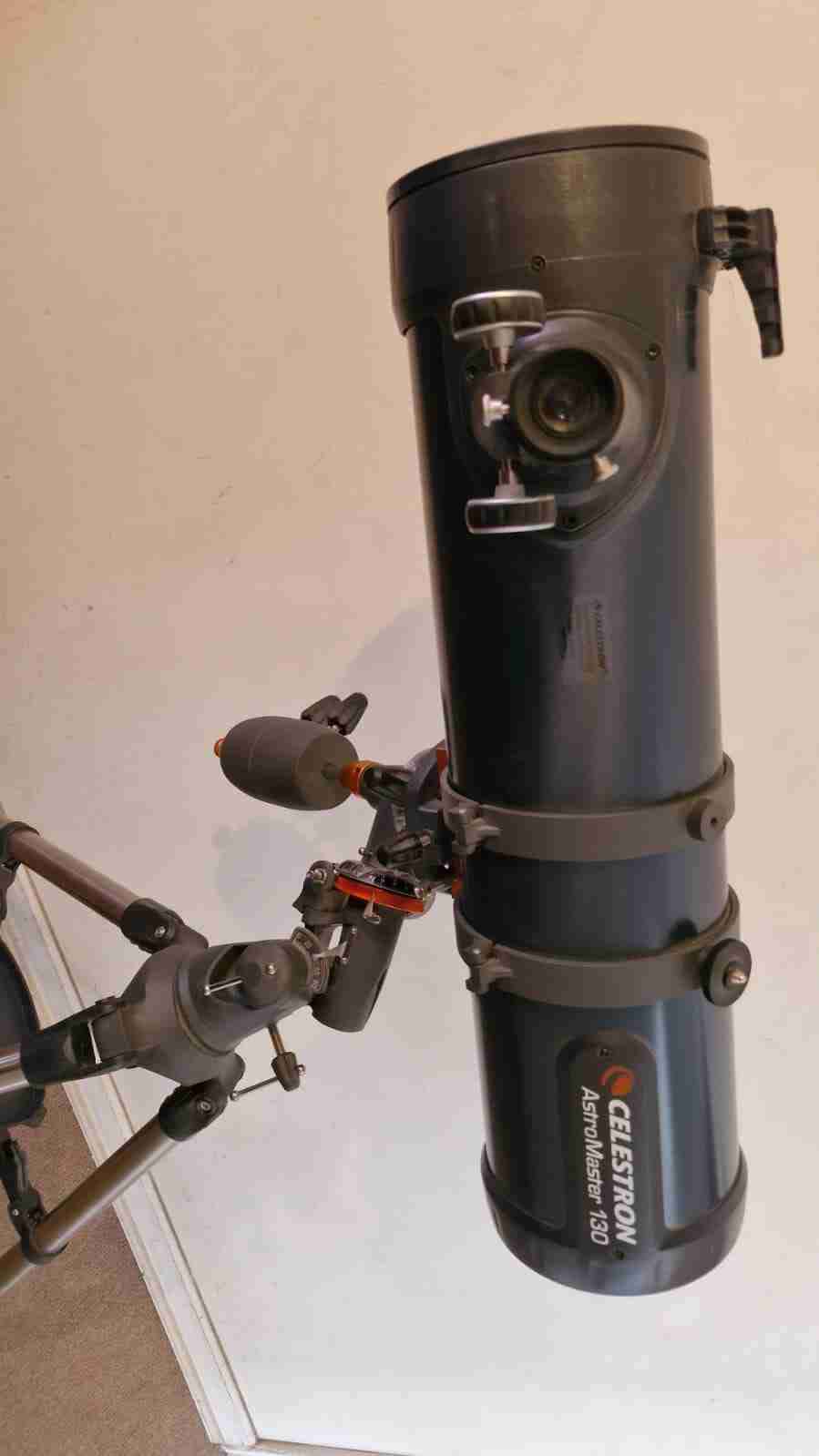 Telescopio Celestron AstroMaster 130 - 2