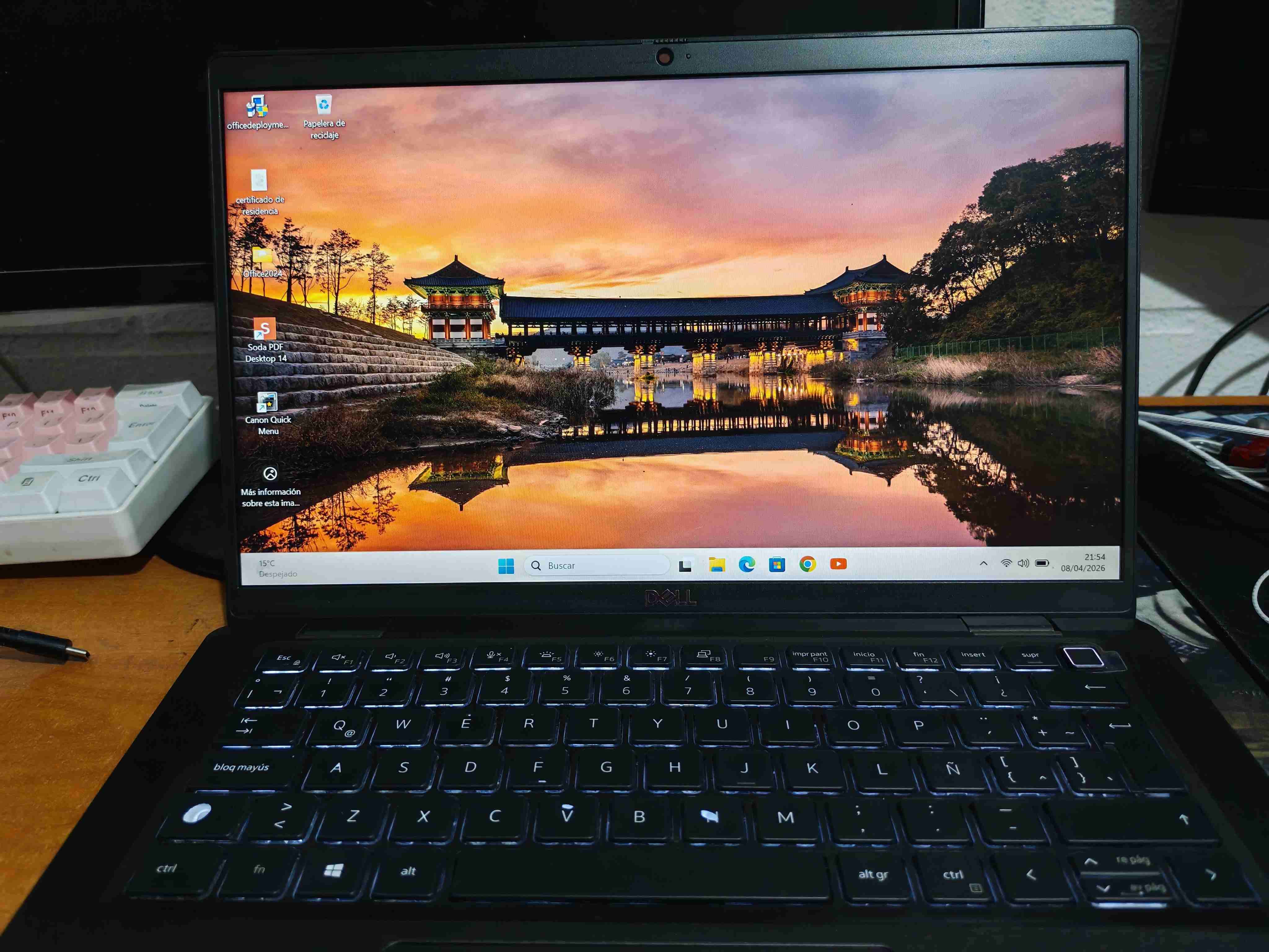 Laptop Dell negro usada I5 - miniatura 4