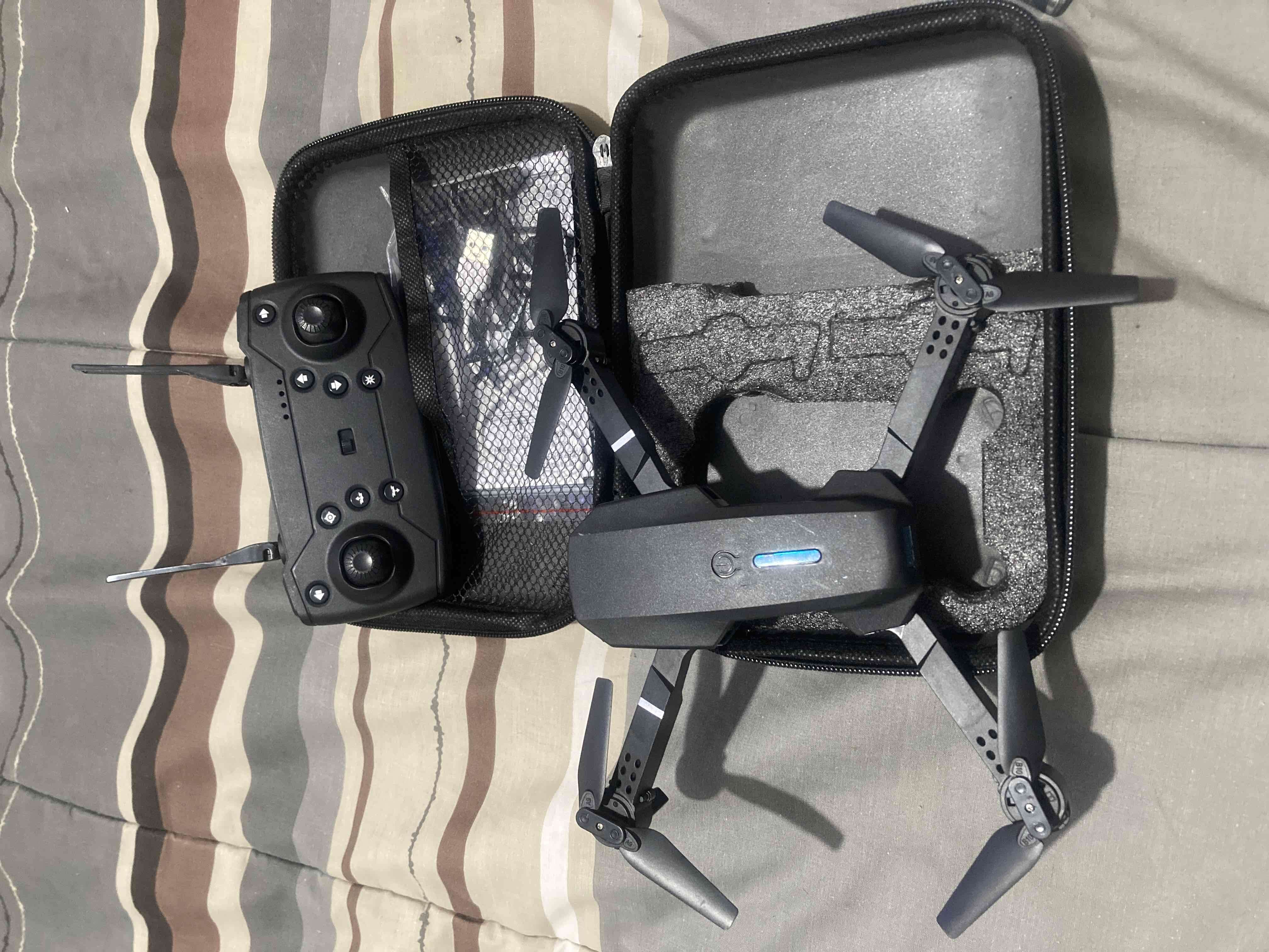 Drone plegable con control - 2