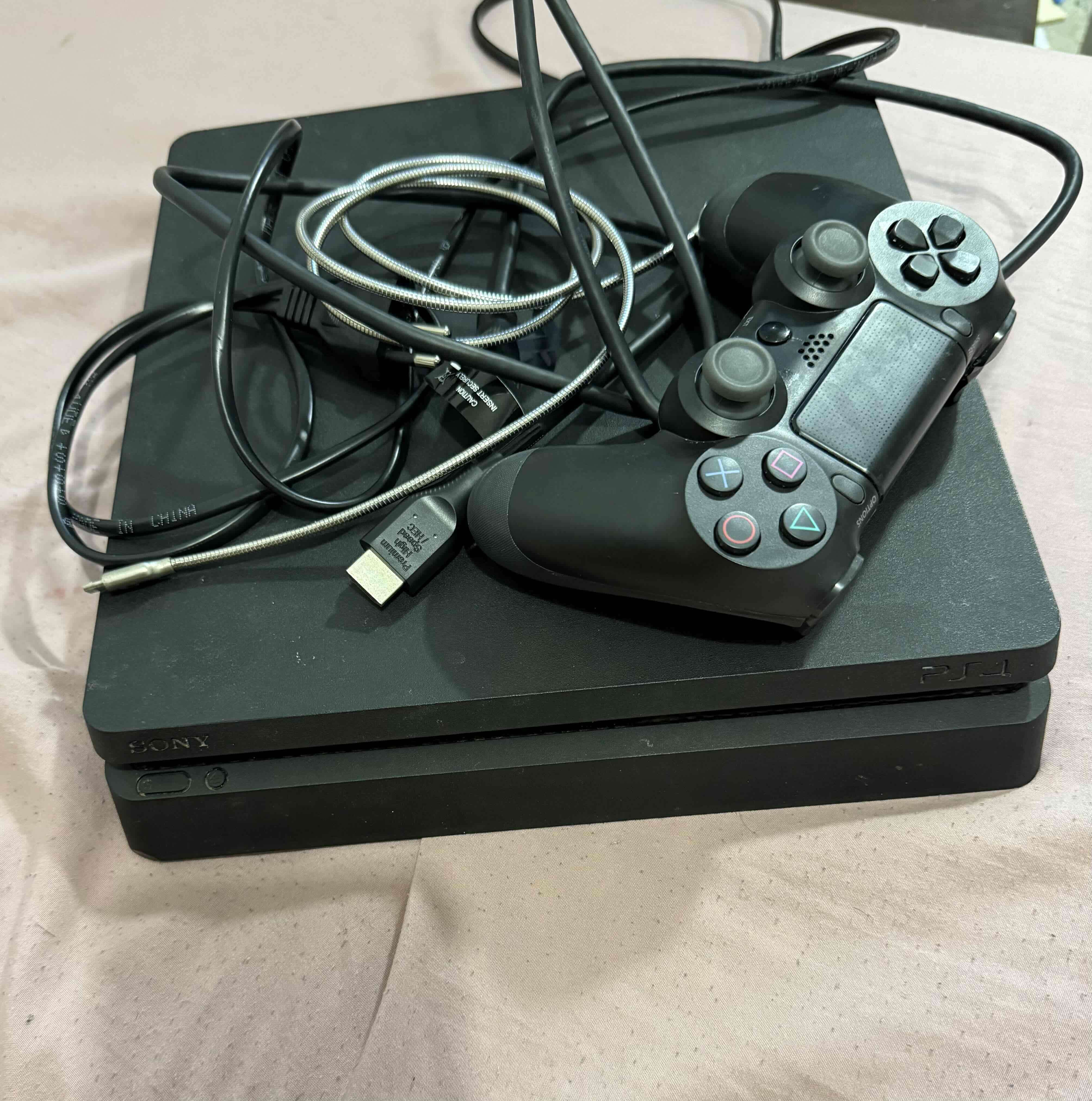 Ps4 con 1 control - miniatura 2