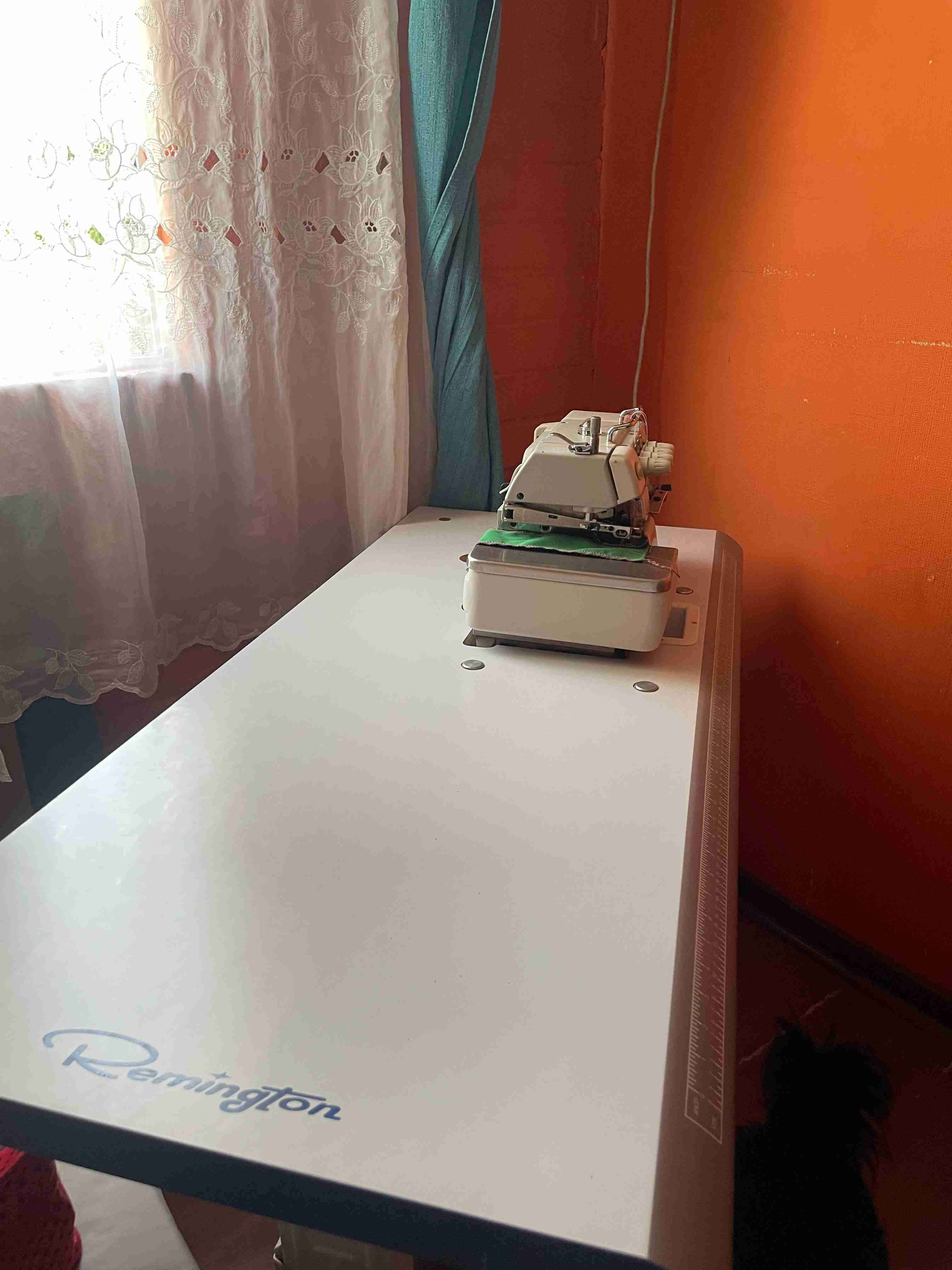 Máquina overlock industrial - 5