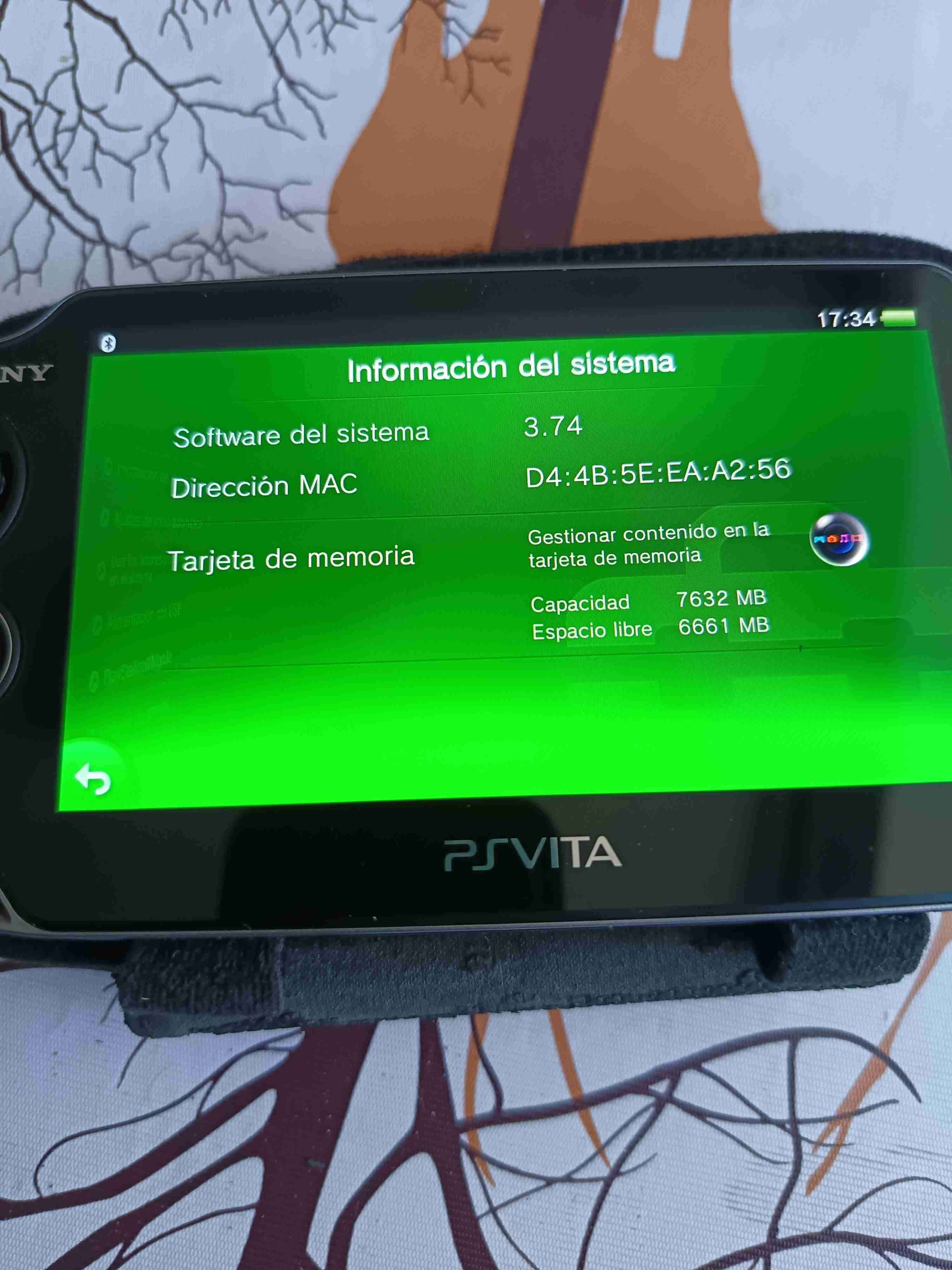PS Vita con funda y cargador - miniatura 5