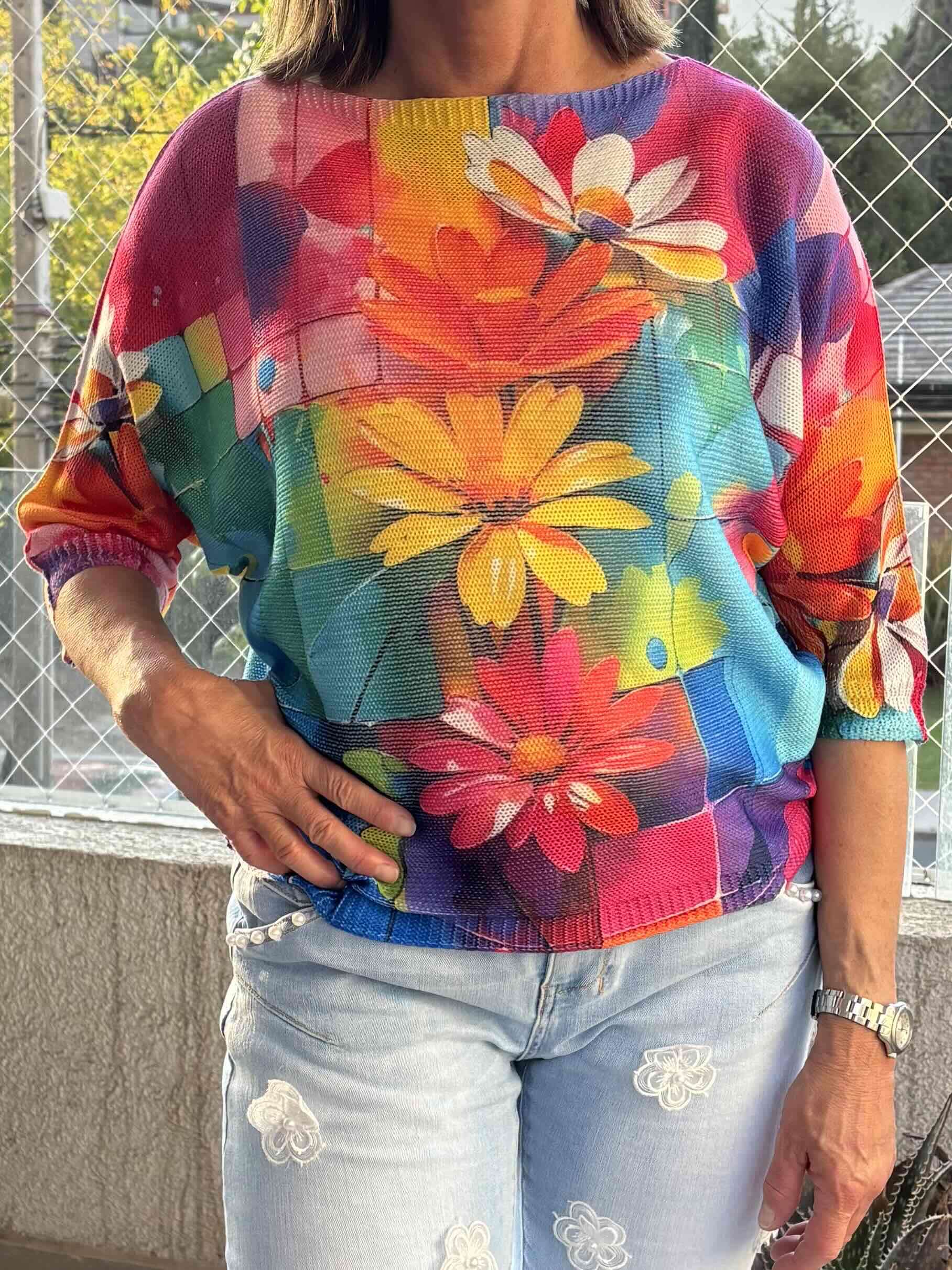 Suéter de hilo, multicolor con flores - 2