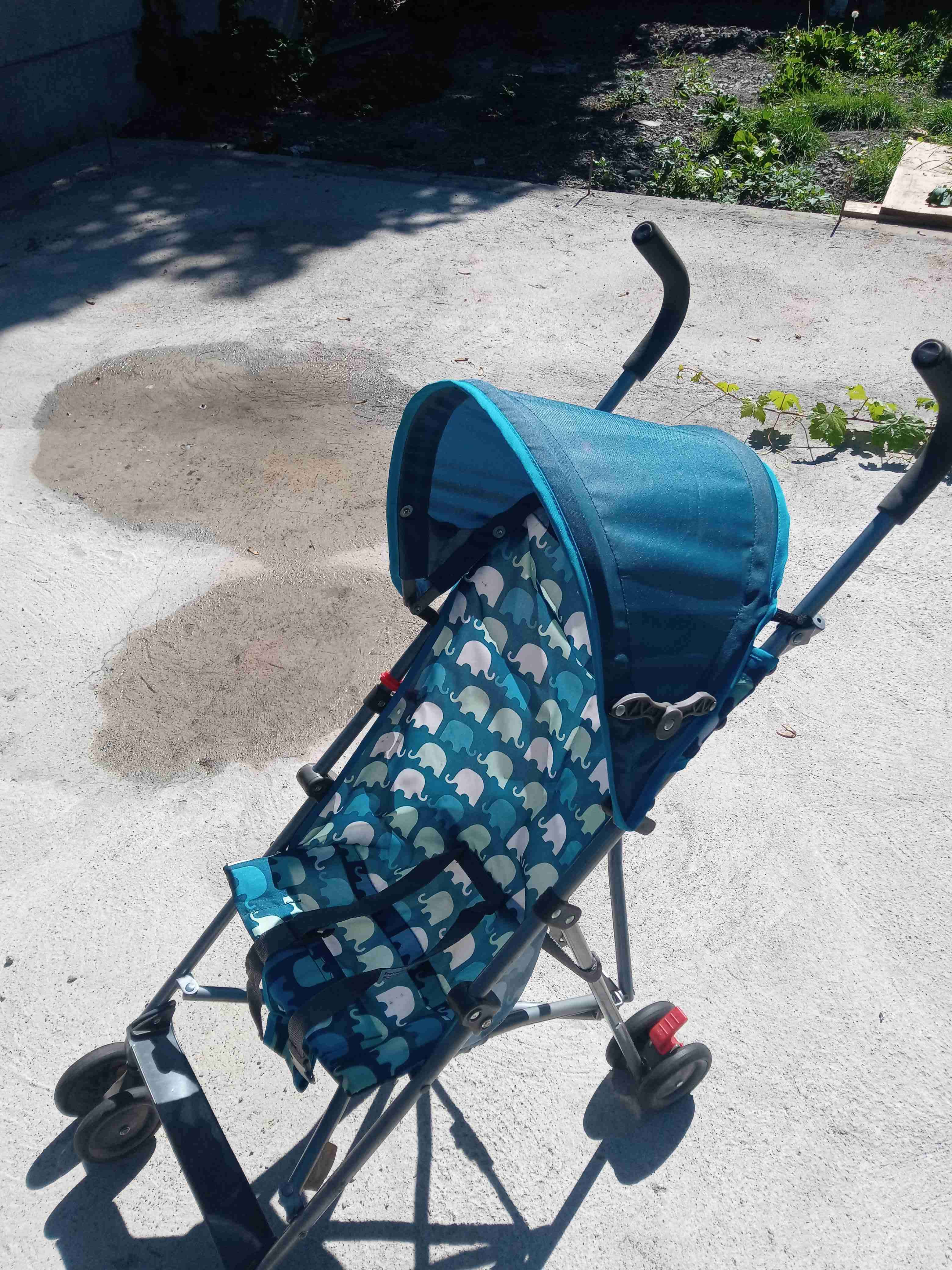 Coche de paseo con diseño de elefantes - miniatura 2