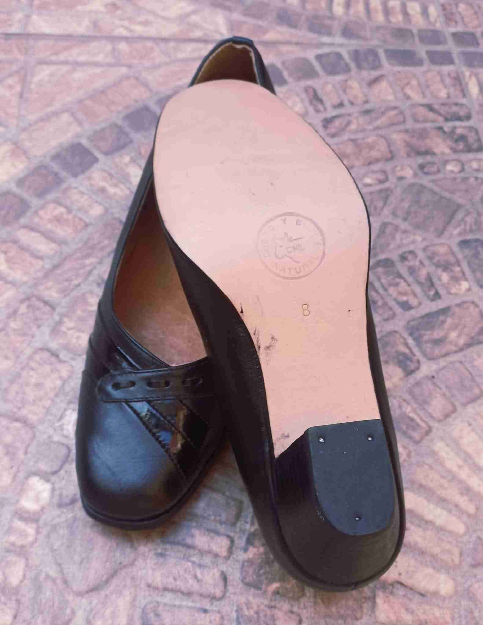 Zapatos negros clásicos de Cuero - 4